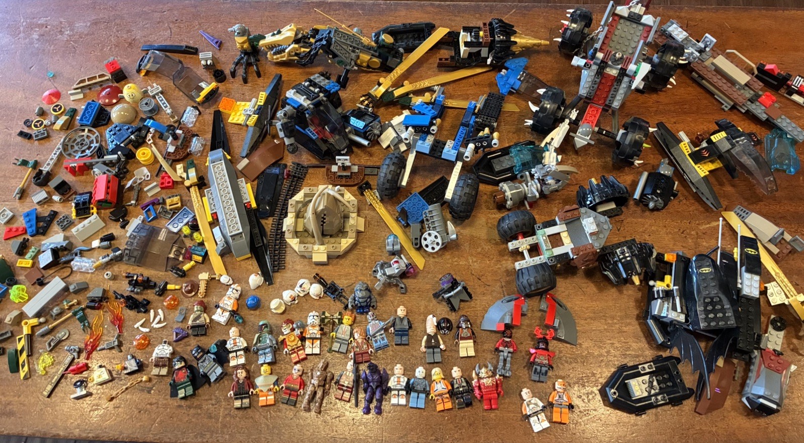 Lego Large Collection Of Characters Star Wars Batman Robin Plus Vehicles Lego Large Collection Of Characters Star Wars Batman Robin Plus Vehicles