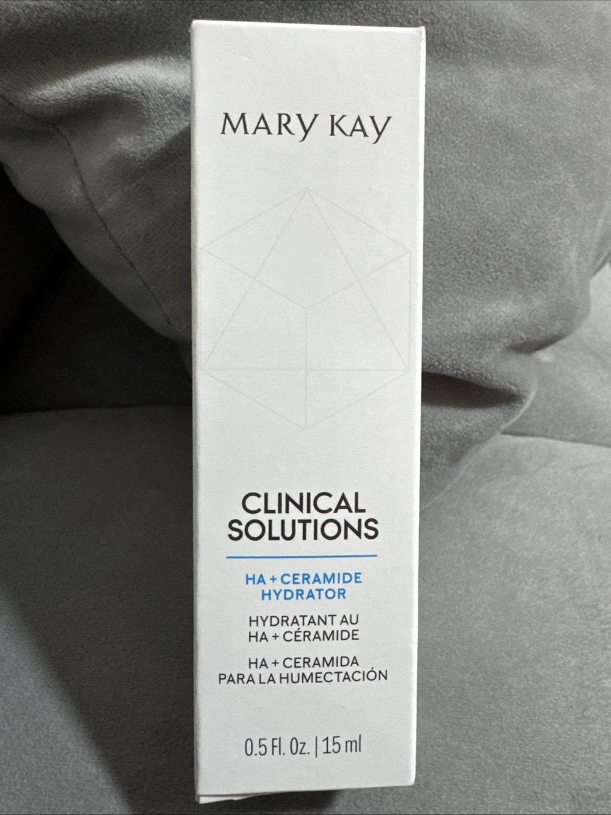 Mary Kay Clinical Solutions Ha and Ceramide