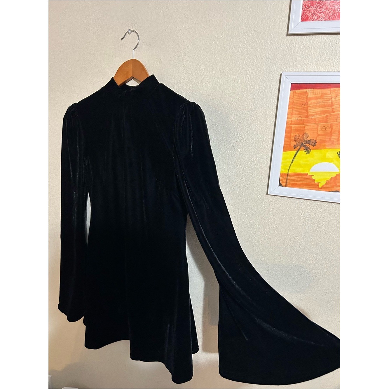 Kihilist KillStar Black Velvet Bell Sleeve Dress Whimsigoth Size Medium Goth Kihilist KillStar Black Velvet Bell Sleeve Dress Whimsigoth Size Medium Goth