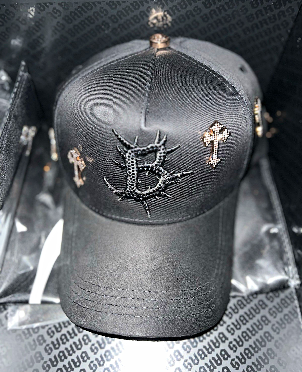 El Barbas Hats B-Cross |24K rose gold| Full Set El Barbas Hats B-Cross |24K rose gold| Full Set