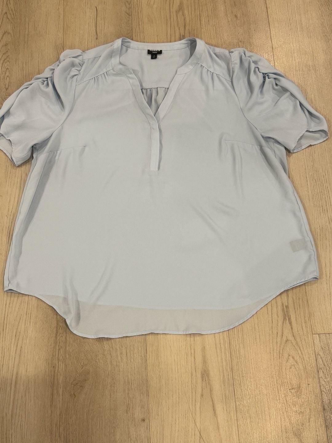 Torrid Harper Blouse Size 2 Light Blue Chiffon Torrid Harper Blouse Size 2 Light Blue Chiffon