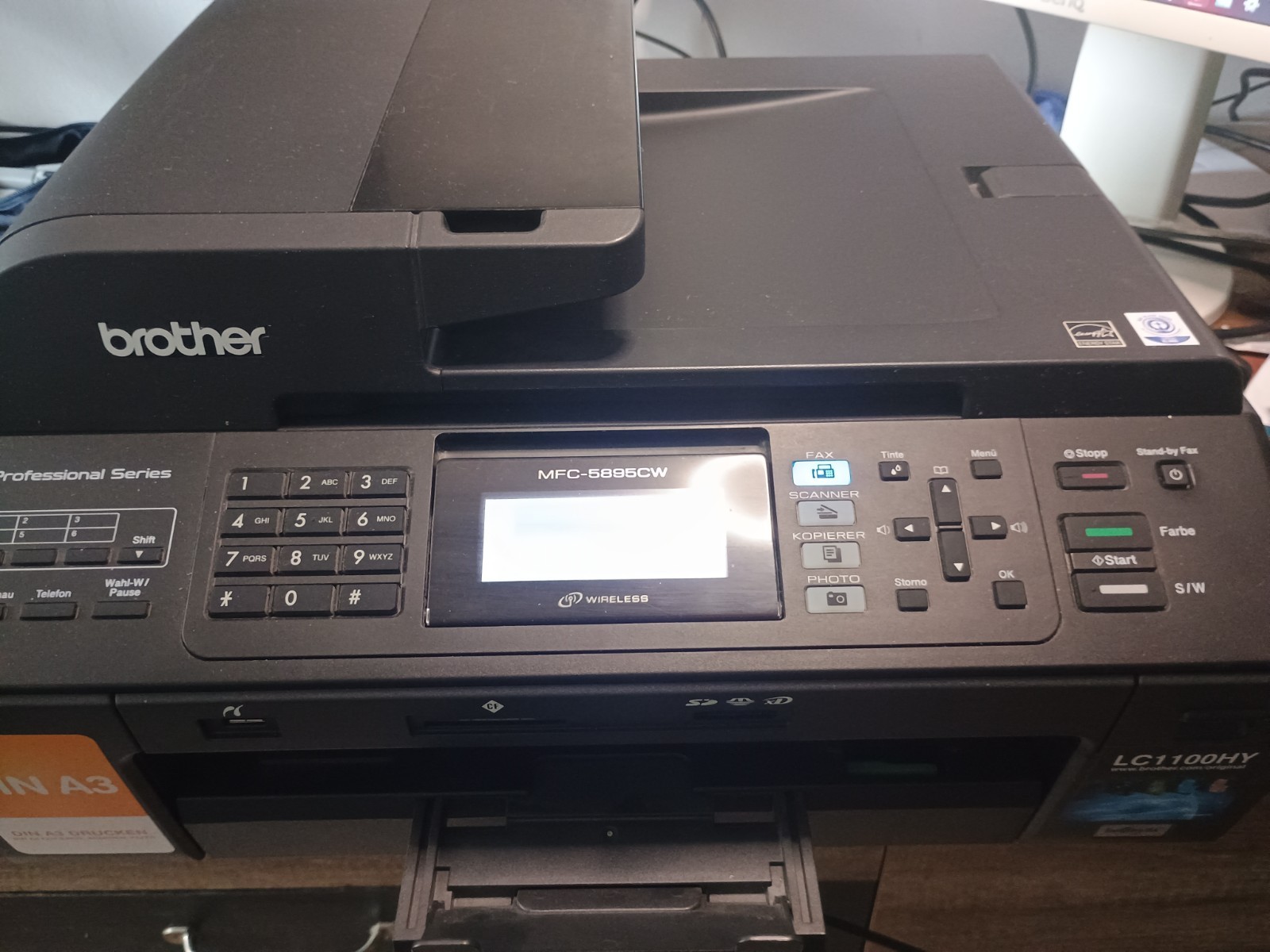 Brother MFC-5895CW A3-A4 used with 1-year warranty invoice Brother MFC-5895CW A3-A4 used with 1-year warranty invoice