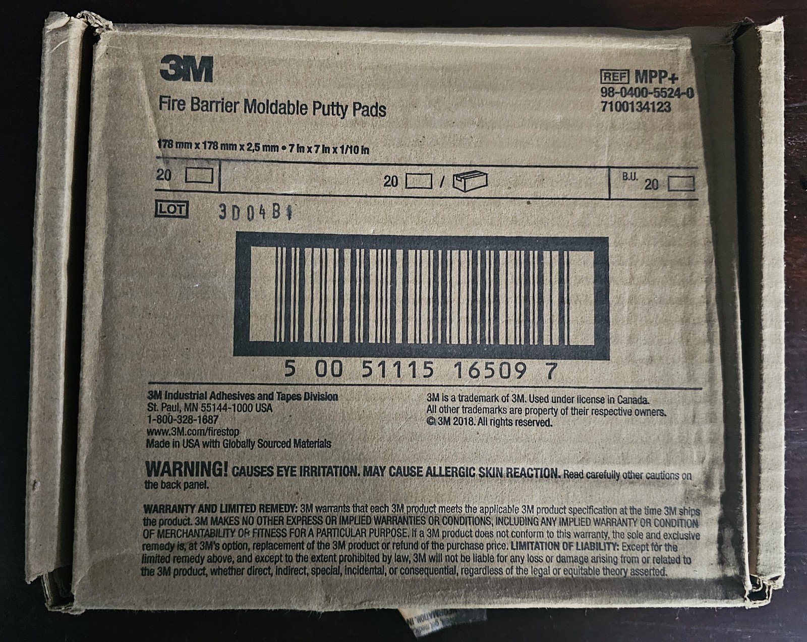 3M Fire Barrier Moldable Putty Pads new in box 7x7x1/10in.