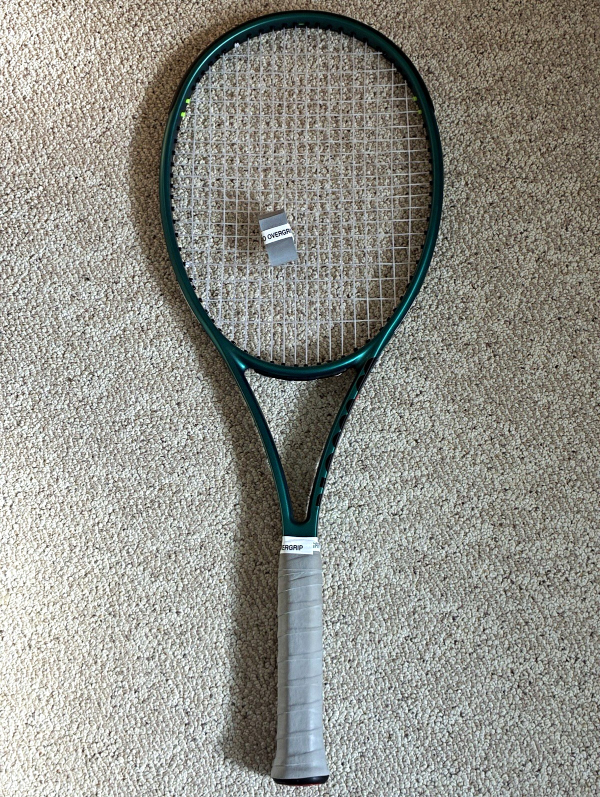 Wilson Blade V9 (18x20)