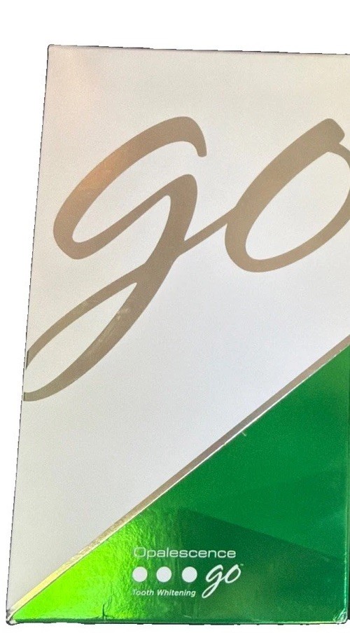 Opalescence Go Mint Teeth Whitening Trays 15% 12 Pack, Exp 04/2028