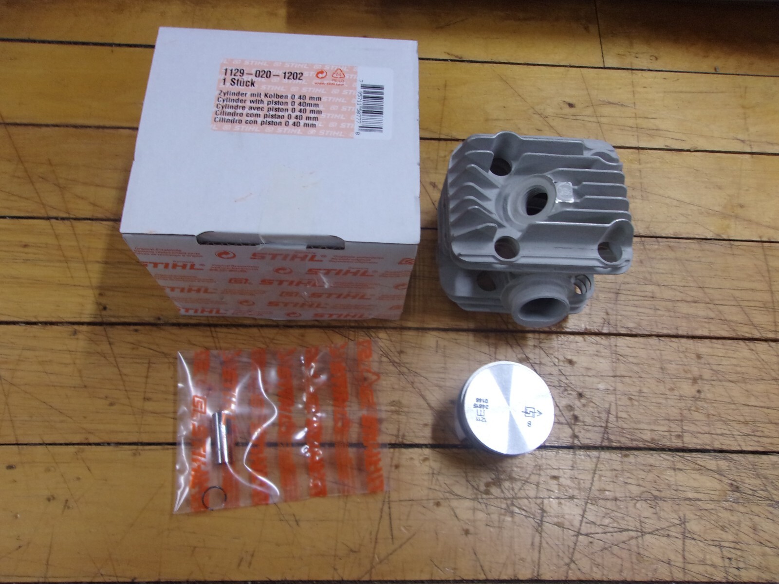 Stihl OEM MS200T Mahle Piston & Cylinder Kit MS 200T 40mm 1129-020-1202 GM-J11C1