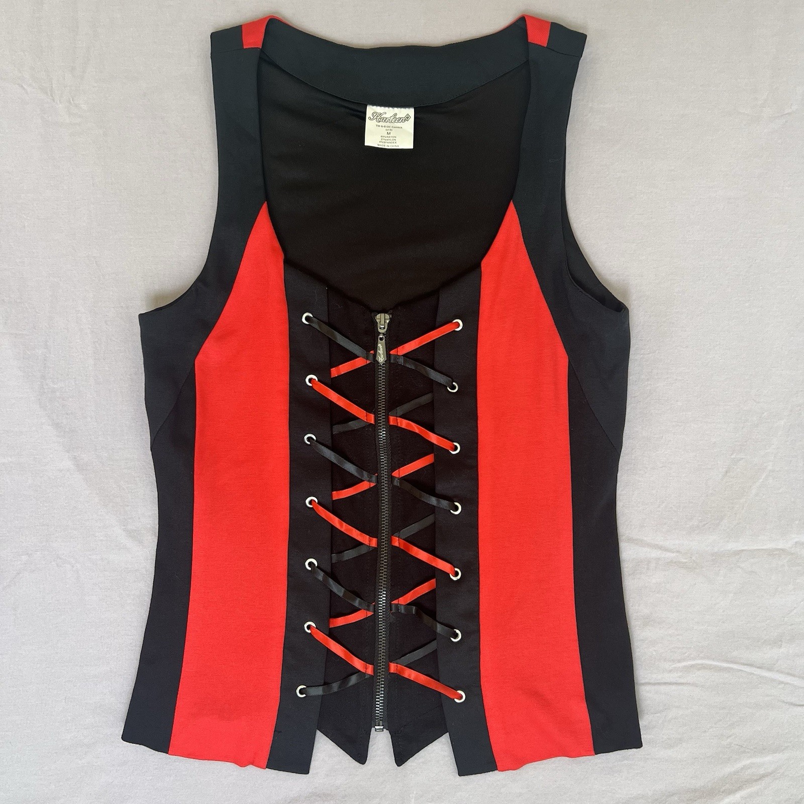 DC Comics Women’s Top Harley Quinn Sz M Zip Front Corset Red Black Halloween