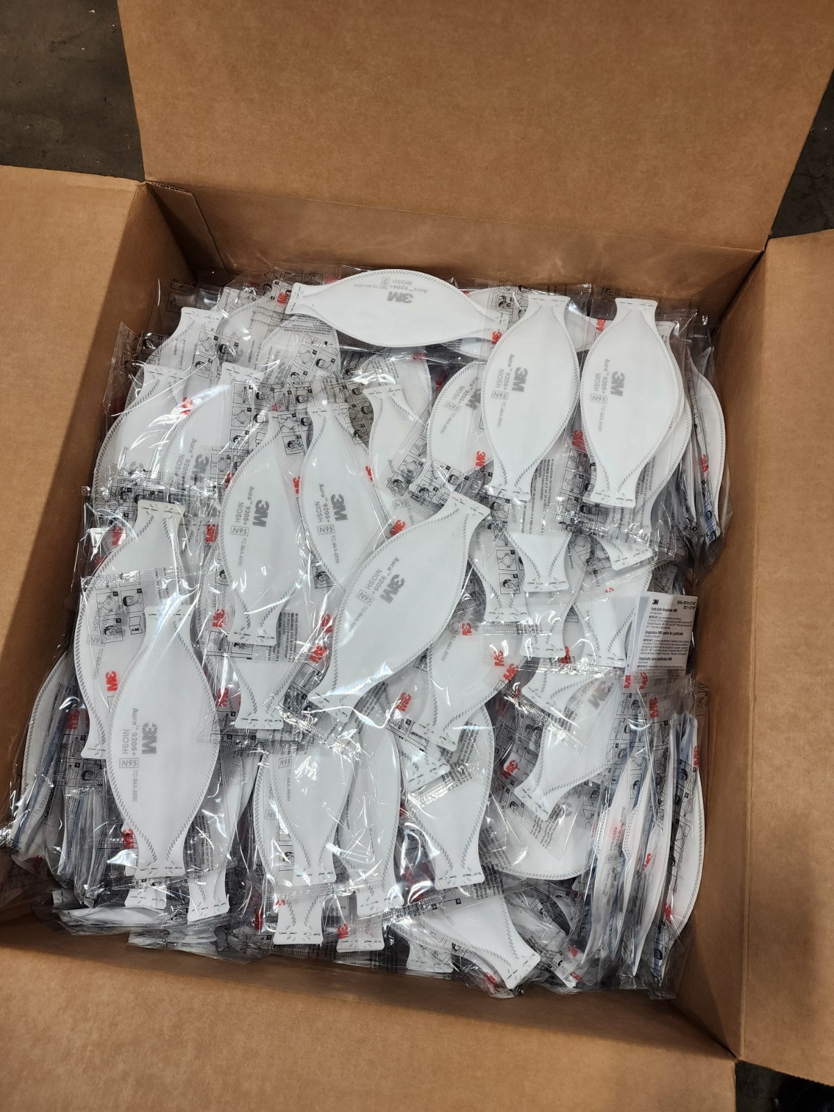 Case of 440 3M Aura 9205+ N95 NIOSH Approved individually sealed Masks Case of 440 3M Aura 9205+ N95 NIOSH Approved individually sealed Masks