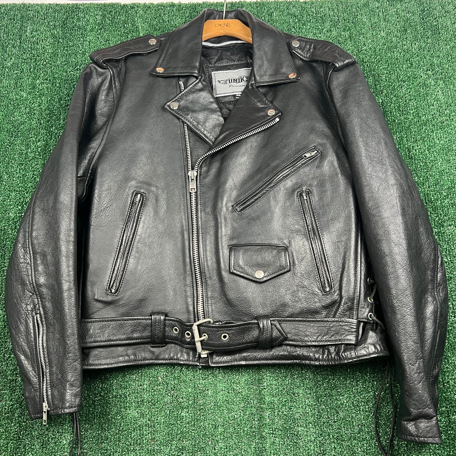 VTG UNIK Premium Men\'s Black Leather Motorcycle Biker Jacket Size 48 XL Quilted