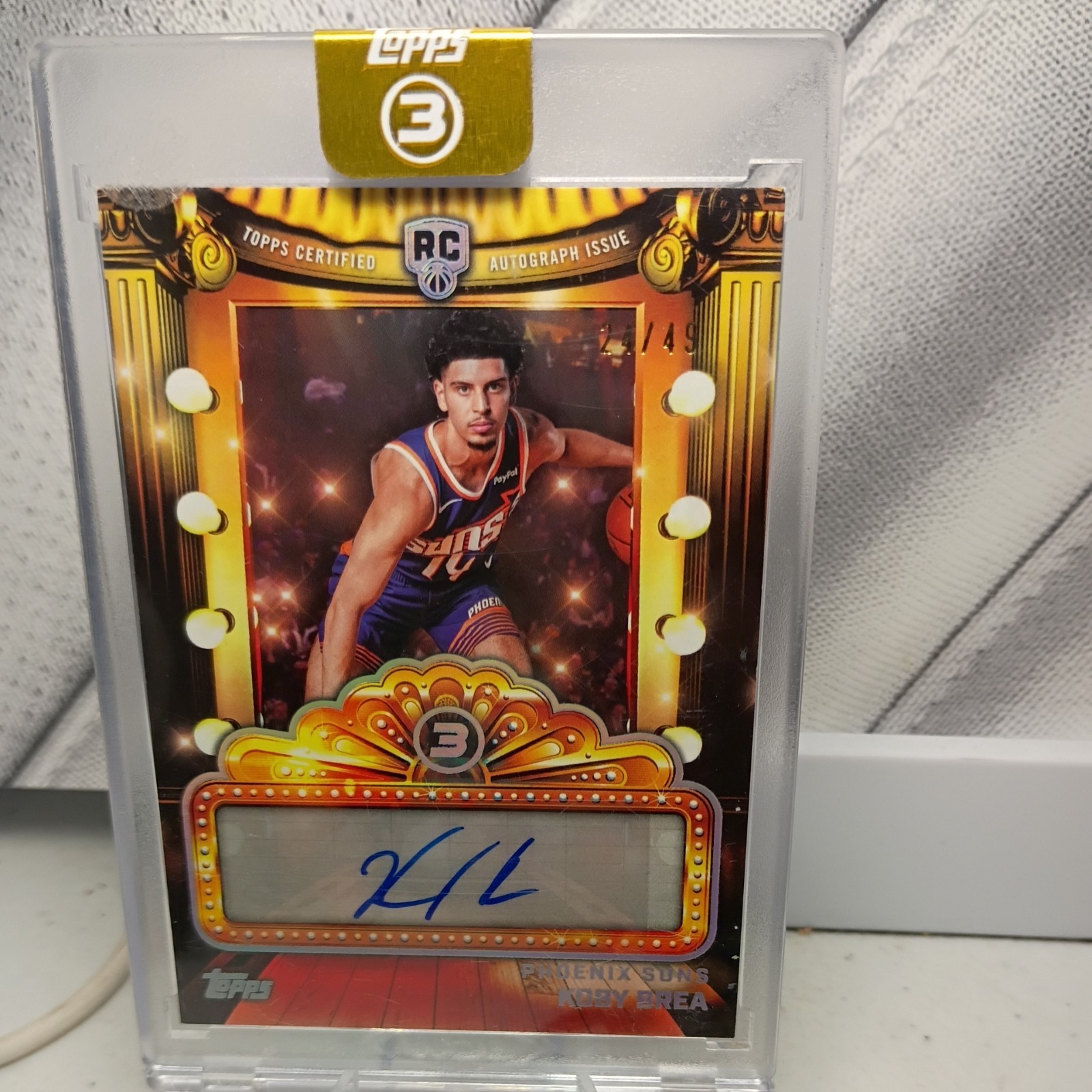 2025-26 Topps Three - Next Feature Signatures Koby Brea #NF-KB /49 (AU, RC) 2025-26 Topps Three - Next Feature Signatures Koby Brea #NF-KB /49 (AU, RC)