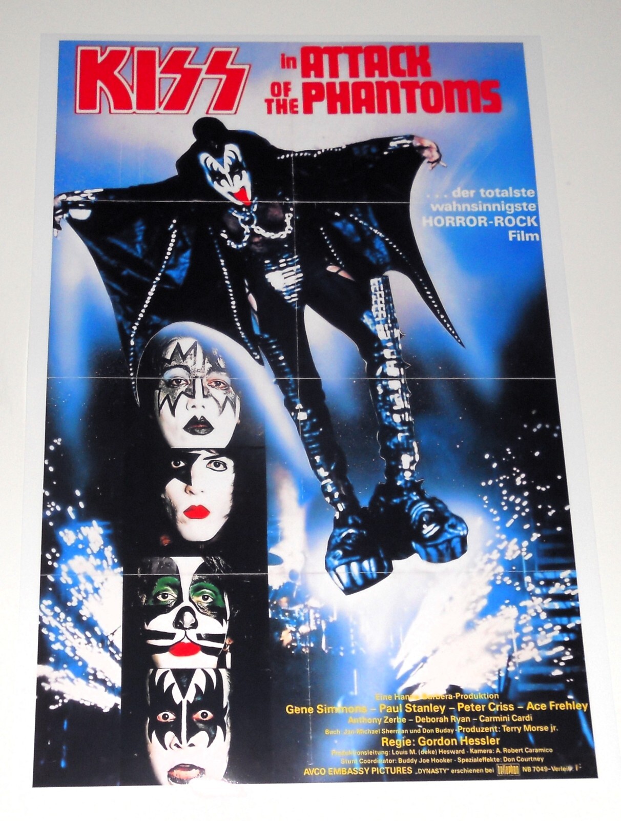Kiss Meets the Phantom of the Park (Attack of the Phantoms) \'78 19\