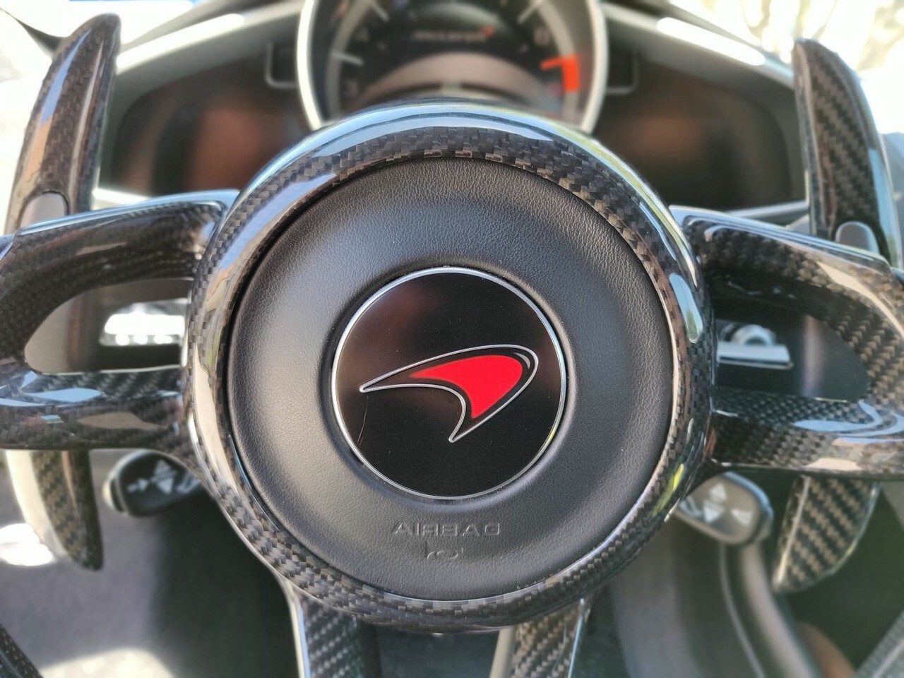 Fits Mclaren MP4-12C 650S 540C 570S 570GT 600LT CF Steering Wheel Center Cover