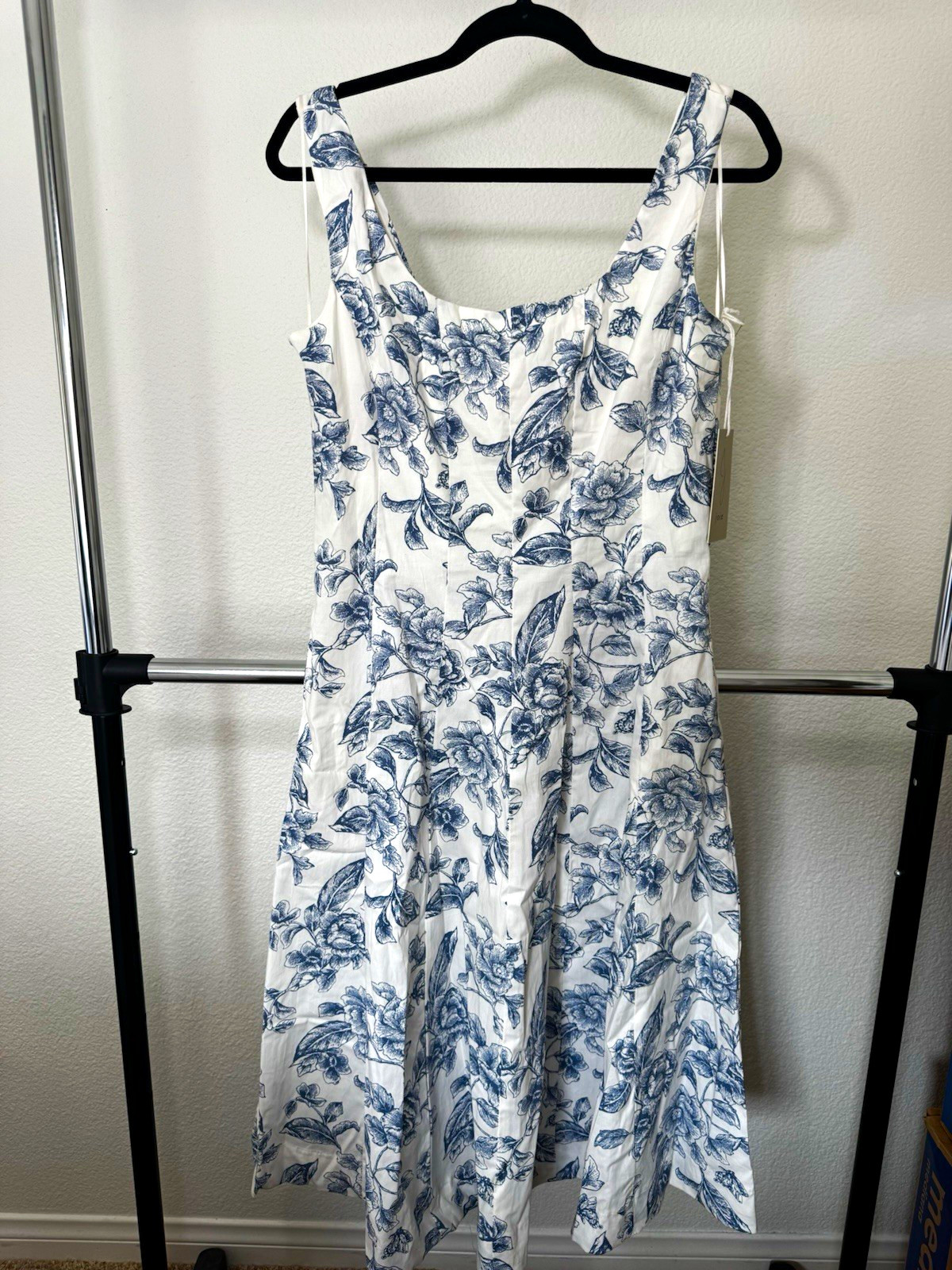 NWT Joie White/Blue Floral Square Neck Sleeveless Fit & Flare Dress 8 NWT Joie White/Blue Floral Square Neck Sleeveless Fit & Flare Dress 8