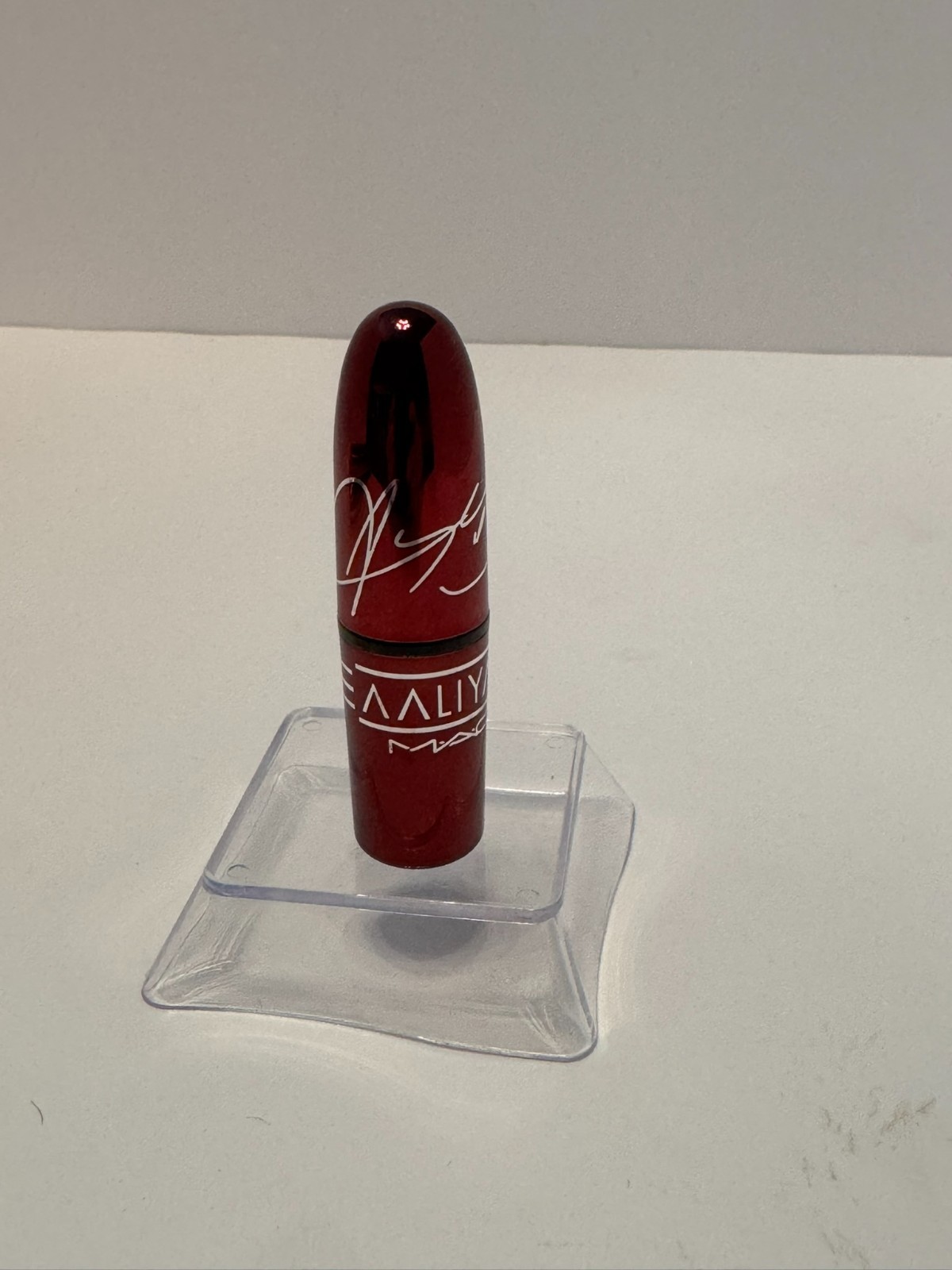 MAC Aaliyah Street Thing Frost Lipstick - Discontinued Rare Limited Edition NEW