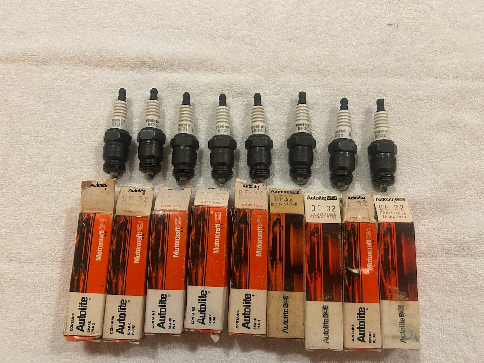 Autolite BF32 Power Tip Spark Plugs NOS Ford Mercury 289 302 352 390 427 428 8pc