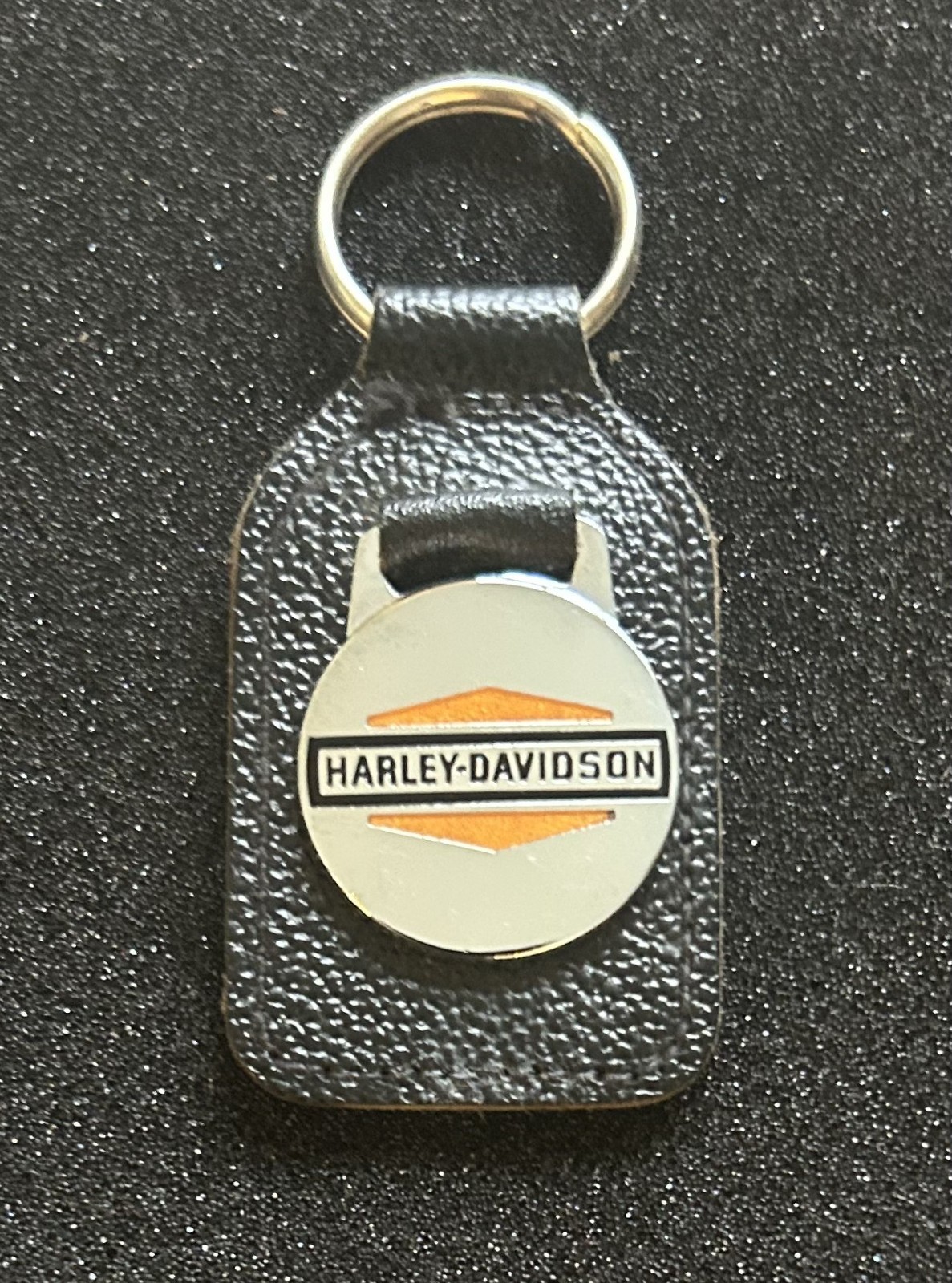 Vintage Harley Davidson Leather Keychain Manhattan Windsor England Late 70's/80s Vintage Harley Davidson Leather Keychain Manhattan Windsor England Late 70's/80s