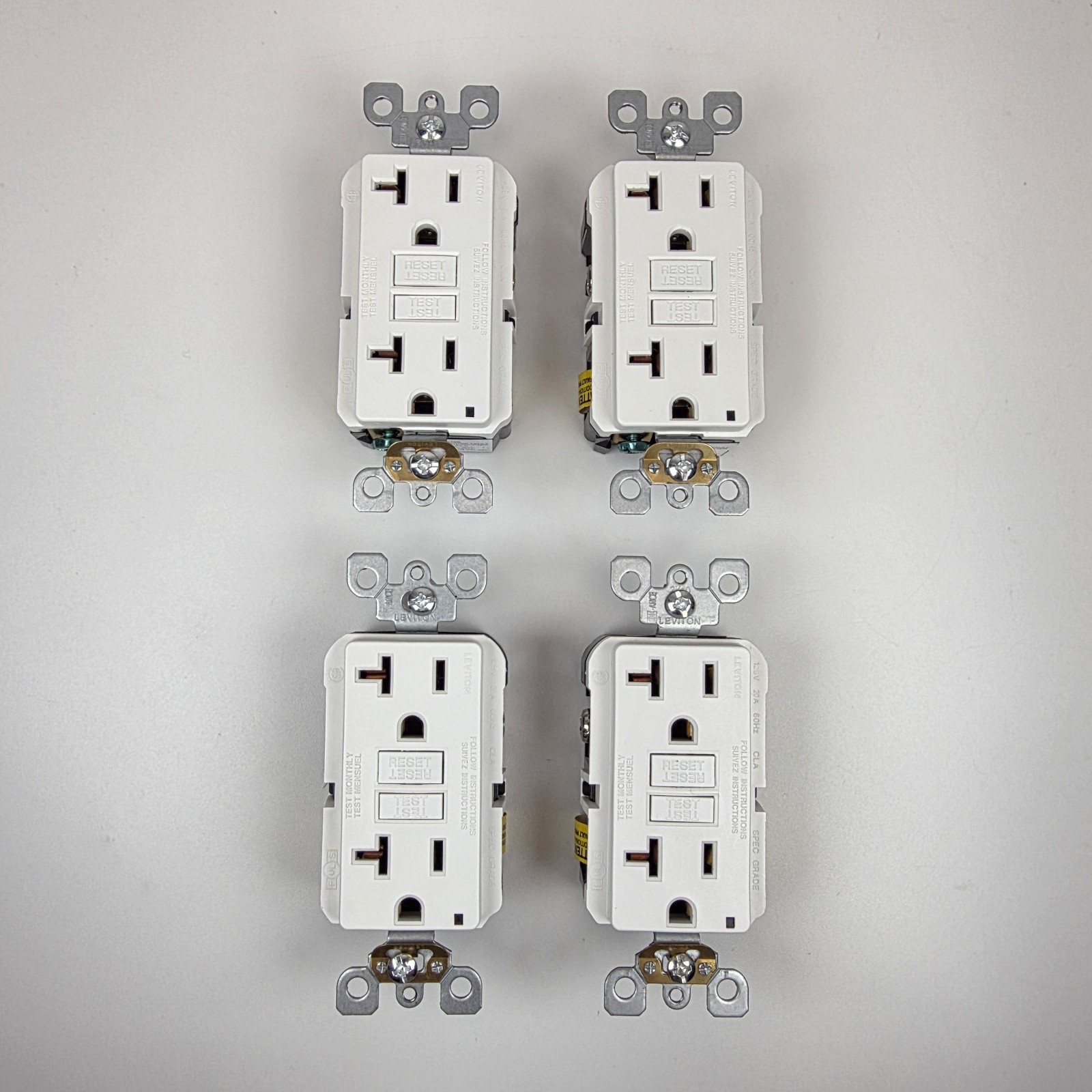 Pack Of 4 Leviton (GFNT2-W) 20A 125V Outlet Receptacles Pack Of 4 Leviton (GFNT2-W) 20A 125V Outlet Receptacles