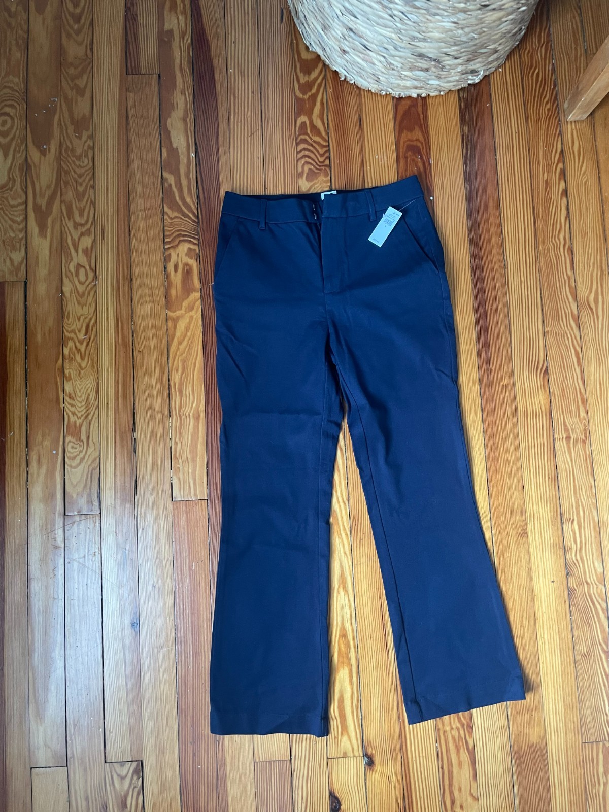 Gap High Rise Kick Fit navy pants size 6 Gap High Rise Kick Fit navy pants size 6