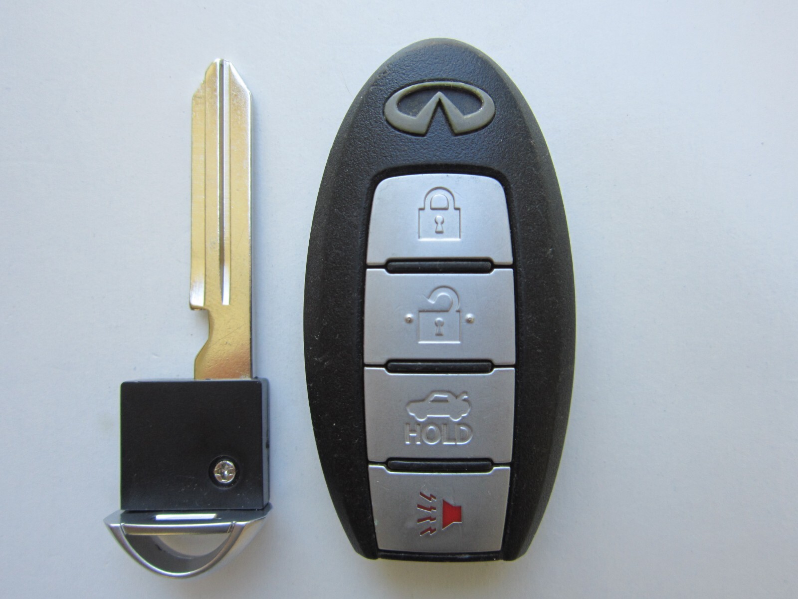OEM 2014-2015 INFINITI Q50 SMART KEY KEYLESS REMOTE FOB UNLOCKED S180144203 Worn