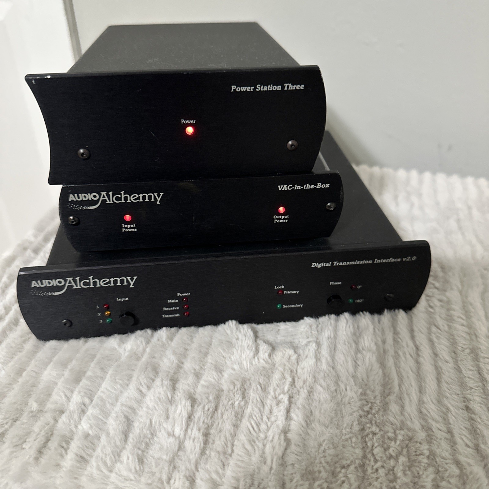 Audio Alchemy Digital Decoder Engine V2.0 And Power Station Three & Digital V2. Audio Alchemy Digital Decoder Engine V2.0 And Power Station Three & Digital V2.