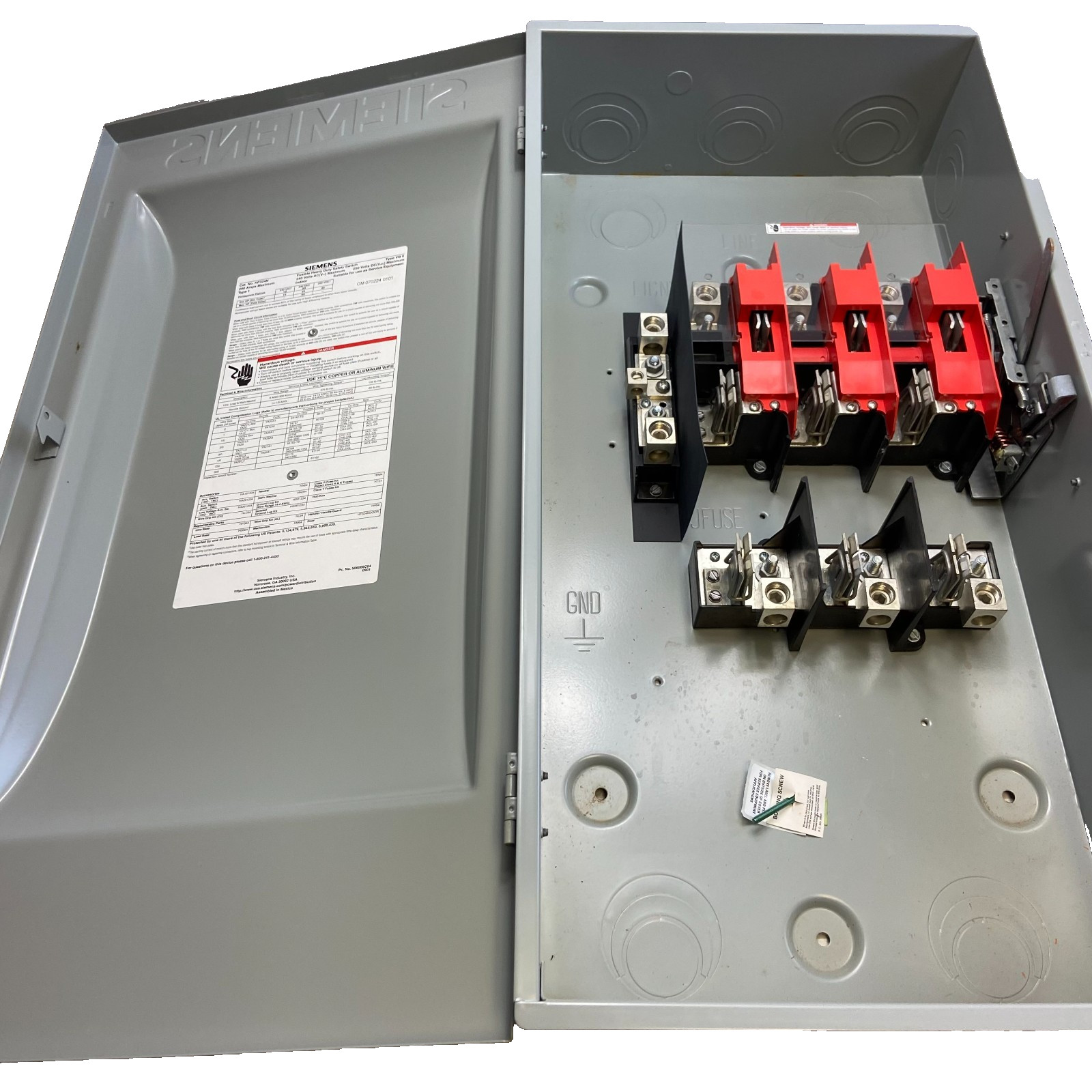 SIEMENS HF324N Fused Heavy Duty Type 1 4 Wire 3 Pole 200 Amp 240 volt