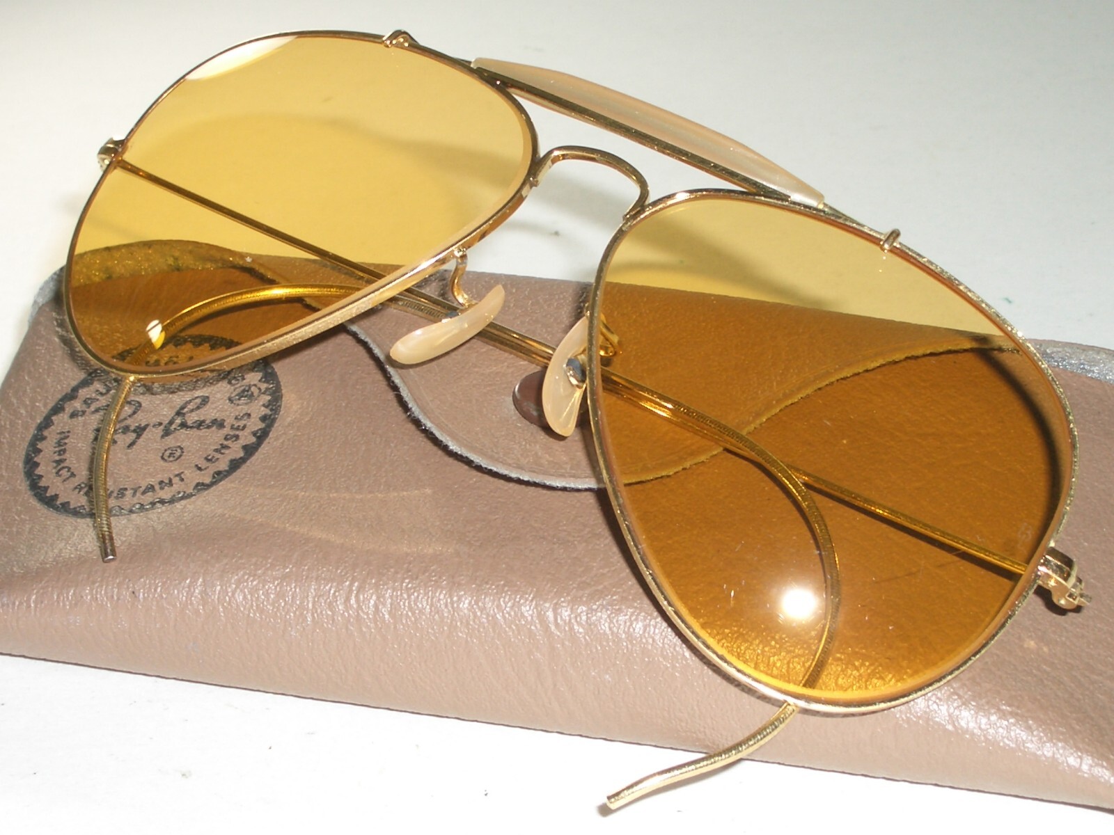 1970\'s 58[]14MM B&L RAY-BAN GEP ALL-WEATHER AMBERMATIC OUTDOORSMAN SUNGLASSES