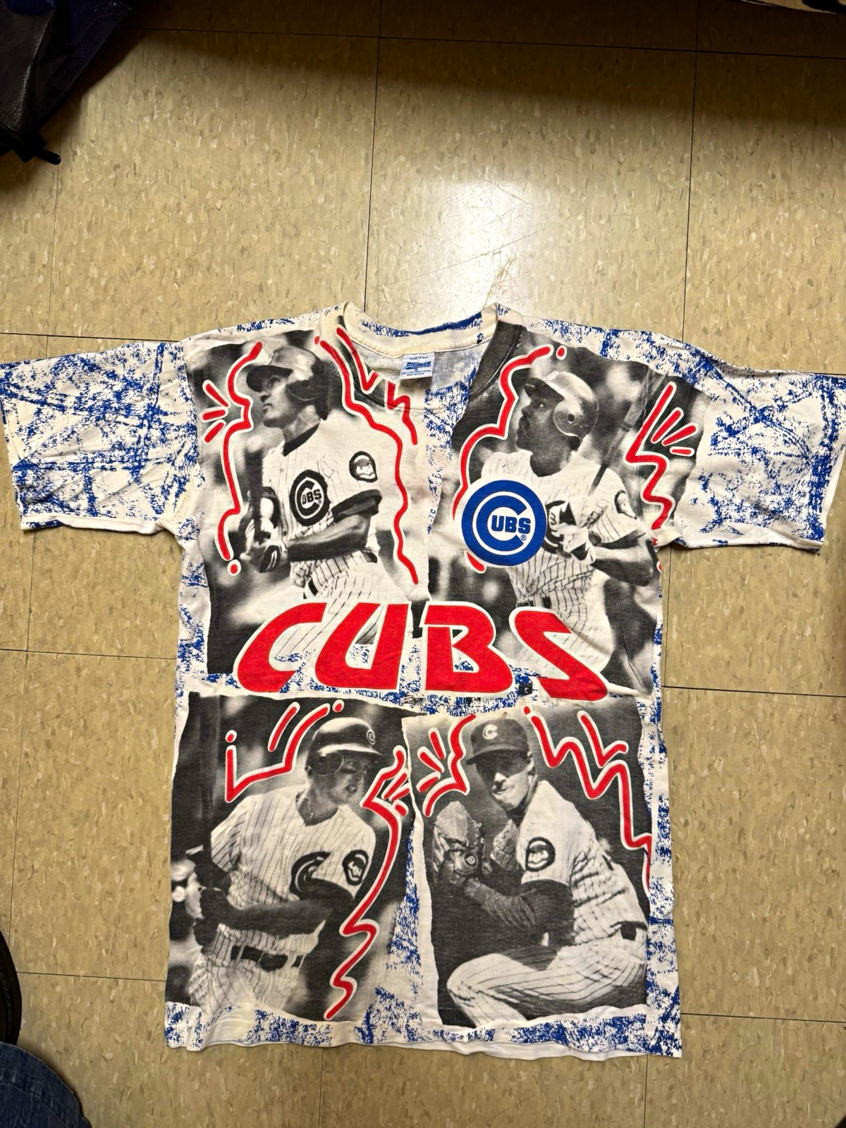 RARE Vintage Salem Sportswear Chicago Cubs MLB All-Over Print Shirt Size M RARE Vintage Salem Sportswear Chicago Cubs MLB All-Over Print Shirt Size M