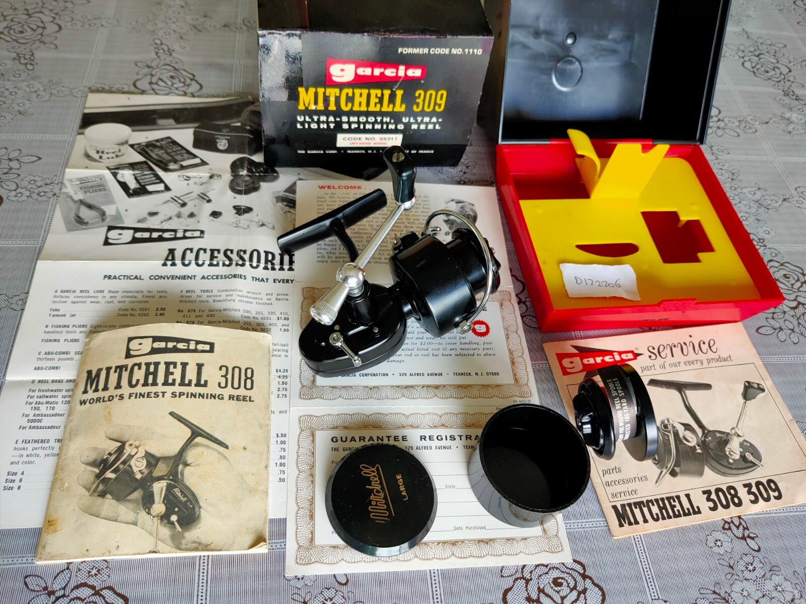 Garcia Mitchell 309 Fishing Reel Circa 1974 New In Box NIB c/w Papers