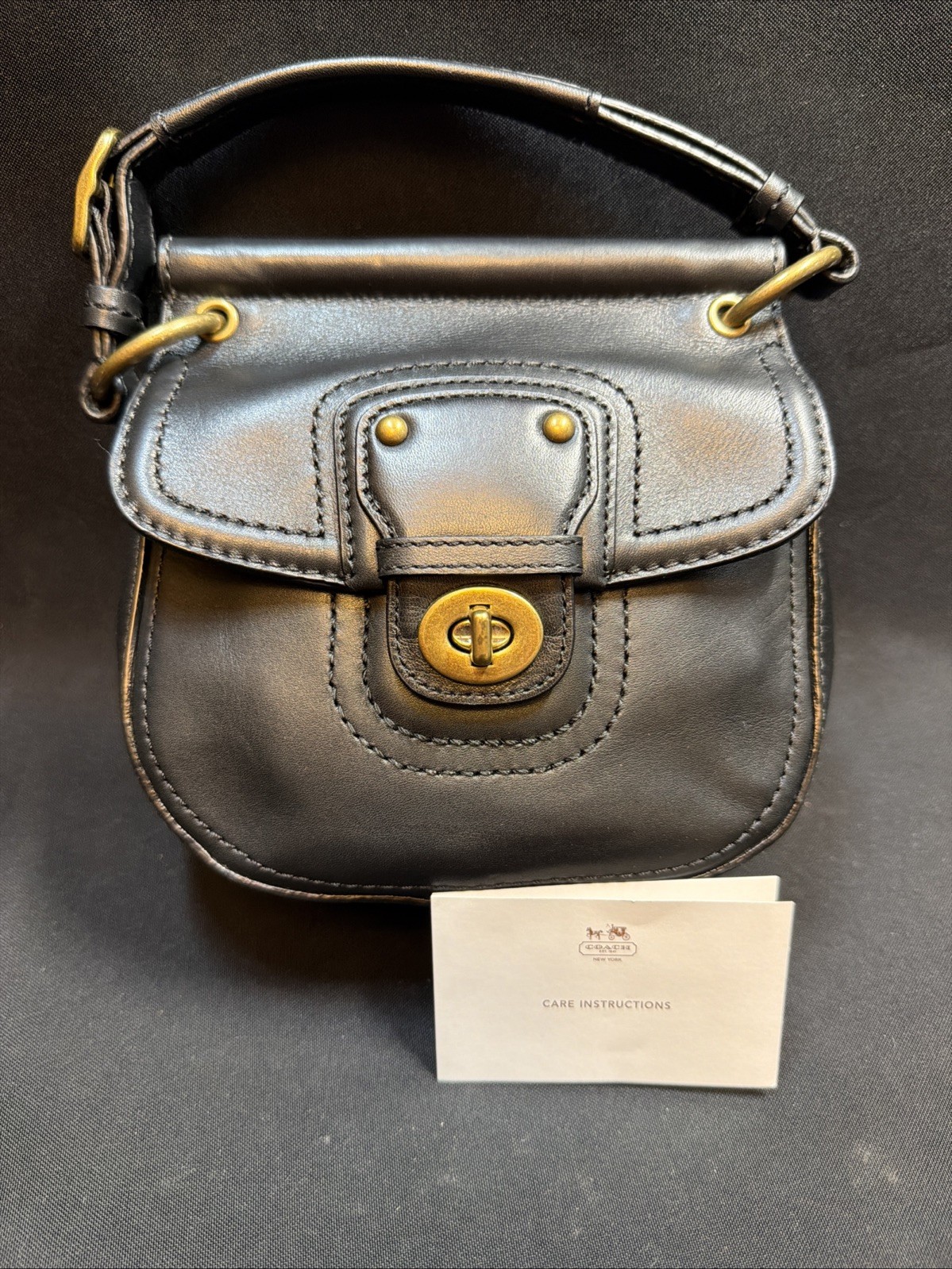 Vintage Coach Willis 70th Anniversary Black Leather Turnlock Hand Bag Purse Vintage Coach Willis 70th Anniversary Black Leather Turnlock Hand Bag Purse