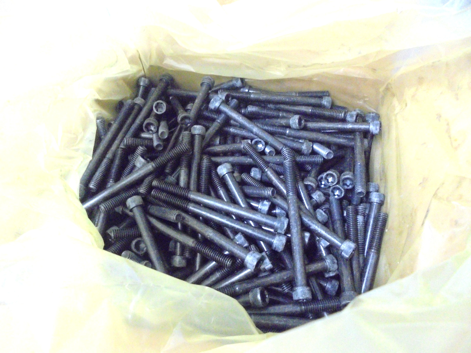 350 Torx Plus SHC Bolts / Screws 5/16-18 x 3-3/4 350 Torx Plus SHC Bolts / Screws 5/16-18 x 3-3/4