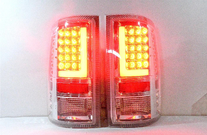 09-17 DODGE RAM CHROME CLEAR 3D L-STYLE TAILLIGHTS 09-17 DODGE RAM CHROME CLEAR 3D L-STYLE TAILLIGHTS