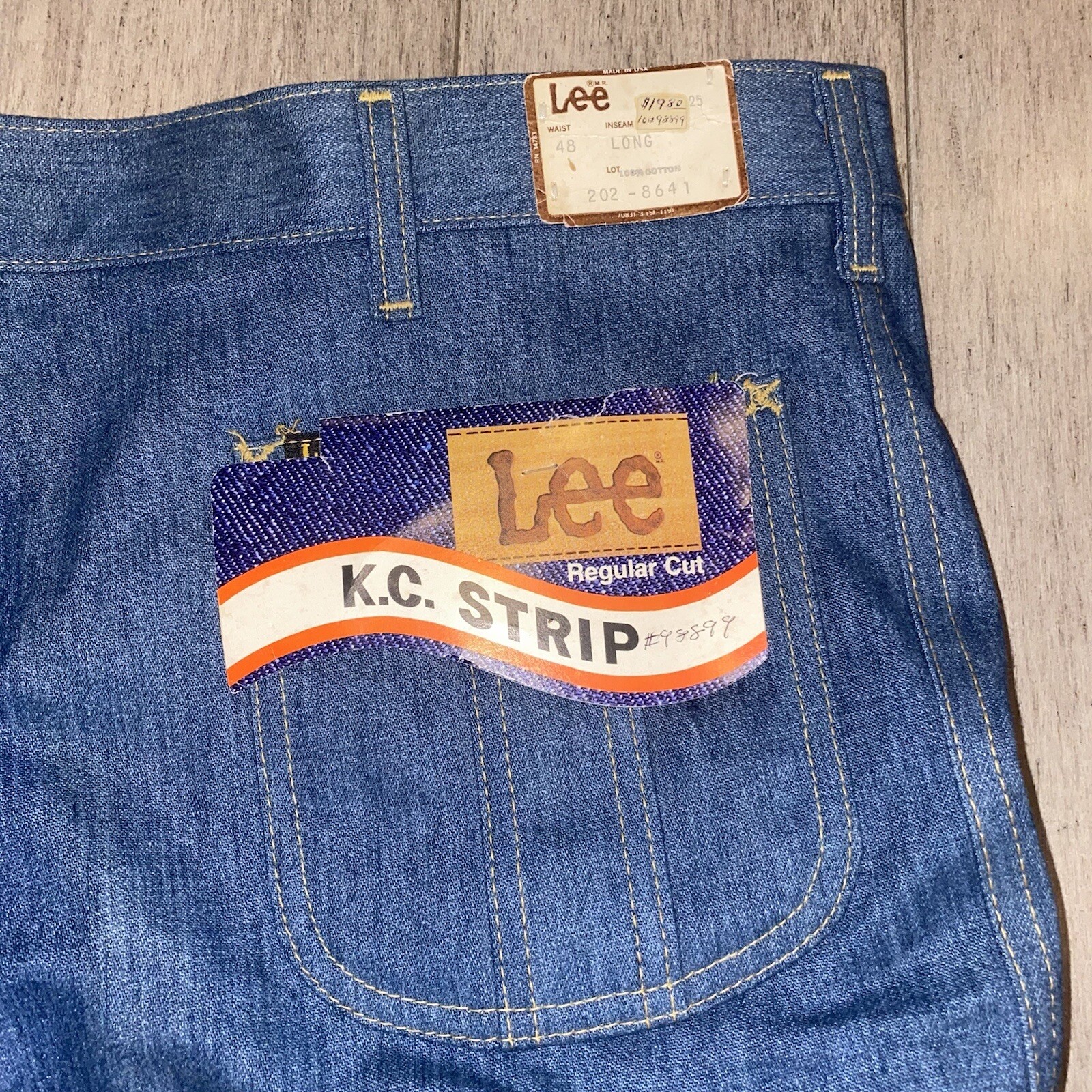 NOS Vtg Lee Jeans Mens Denim KC Strip Blue Jean USA Made 60s 70s Deadstock 48 32 NOS Vtg Lee Jeans Mens Denim KC Strip Blue Jean USA Made 60s 70s Deadstock 48 32