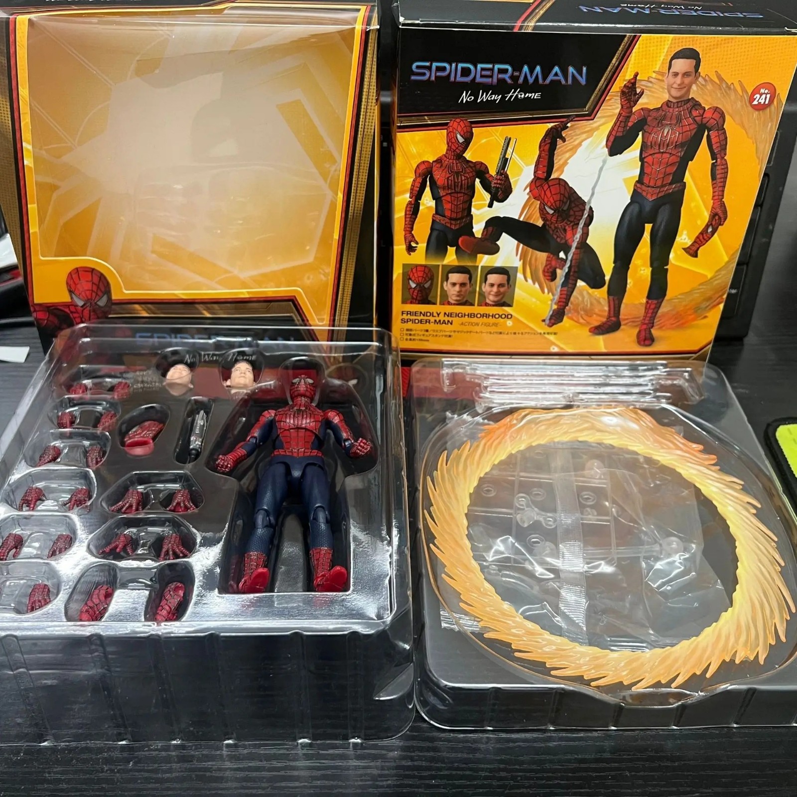 MAFEX No.241 Spider-Man Tobey Maguire Friendly Neighborhood Action Figure Toy MAFEX No.241 Spider-Man Tobey Maguire Friendly Neighborhood Action Figure Toy