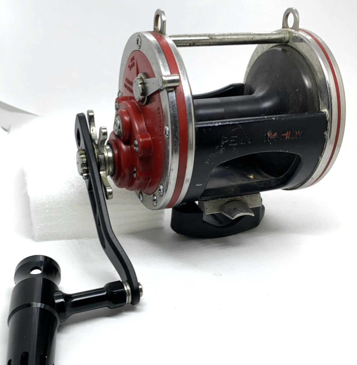 Penn 114HLW Senator 6/0 Conventional Fishing Reel With Power Handle Made In USA Penn 114HLW Senator 6/0 Conventional Fishing Reel With Power Handle Made In USA