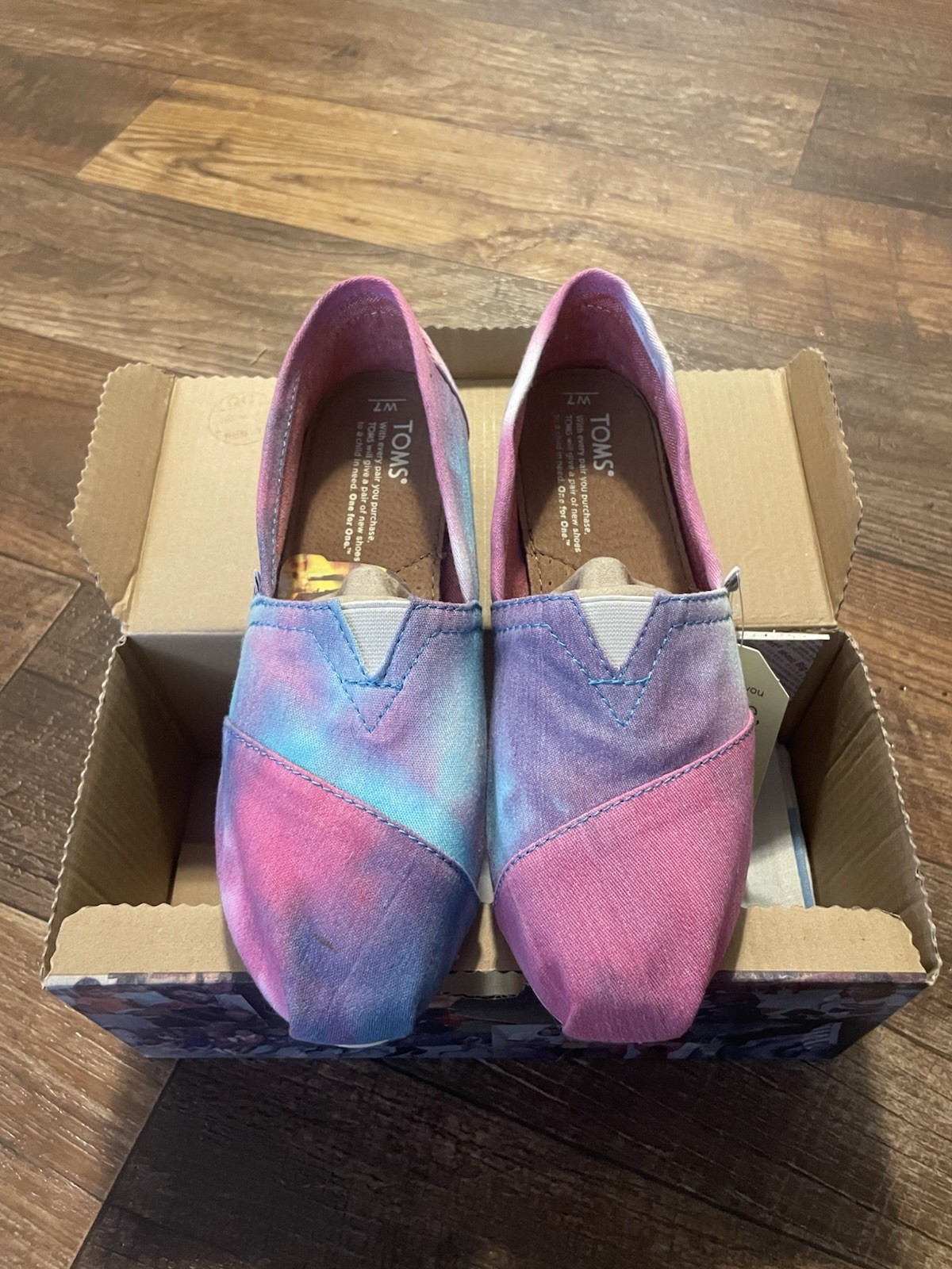 RARE TOMS Classics Pink And Blue Tie Dye Shoes/Size 7/NEW IN BOX RARE TOMS Classics Pink And Blue Tie Dye Shoes/Size 7/NEW IN BOX