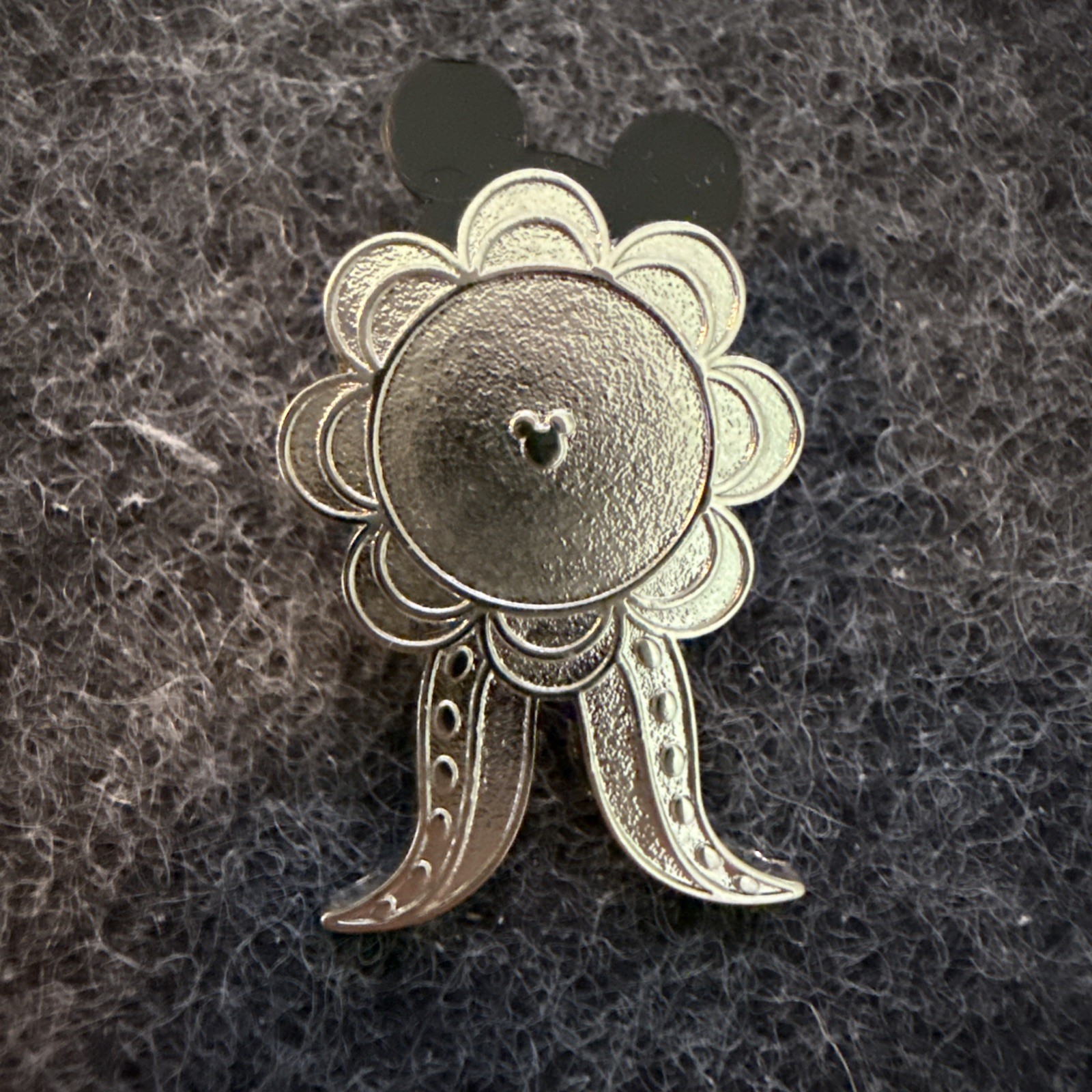 Disney 2019 Hidden Mickey Ribbons Ursula Ribbon Chaser Open Edition Pin WDW