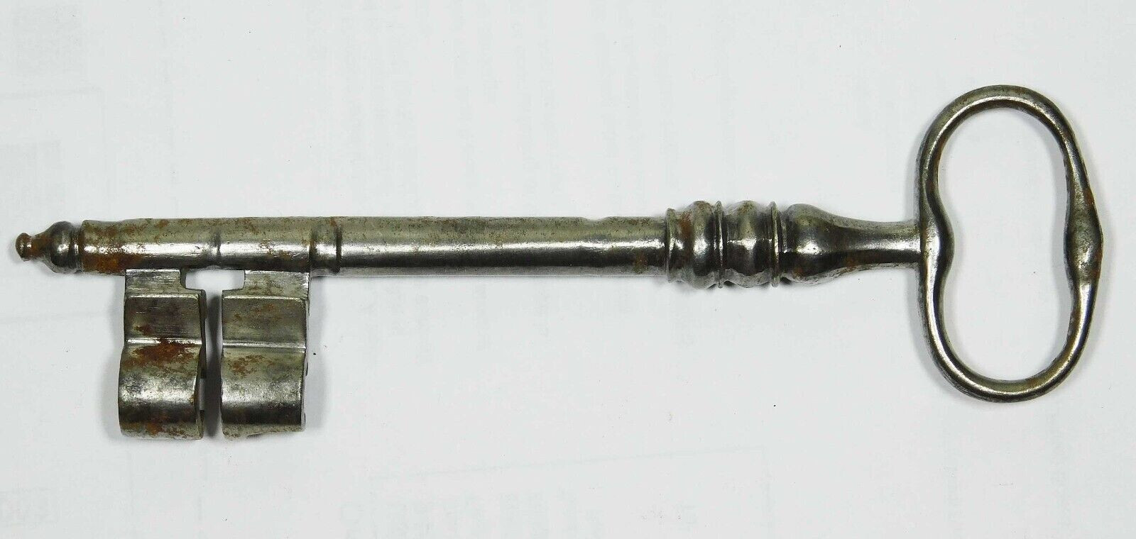 Large 18th Century Elegant Hand Wrought Iron Key 5.5\