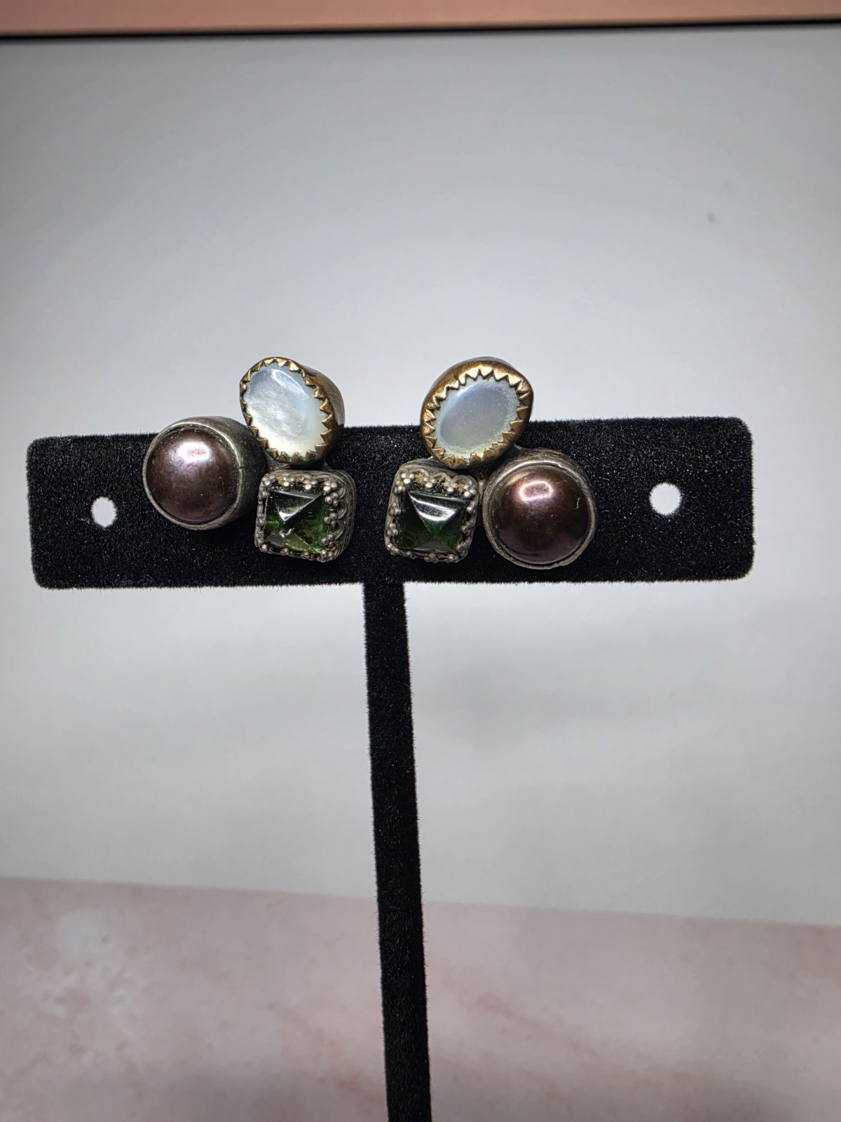 Vtg Artisan Sterling Cluster Stud Earrings MOP Peridot Pearl Unsigned Vtg Artisan Sterling Cluster Stud Earrings MOP Peridot Pearl Unsigned