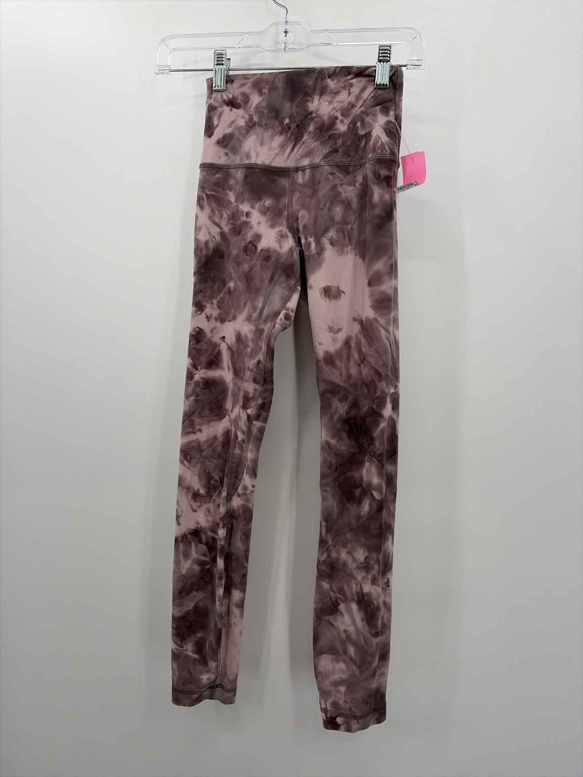 Pre-Owned Lululemon Gray Size 2 Legging Athletic Pants Pre-Owned Lululemon Gray Size 2 Legging Athletic Pants