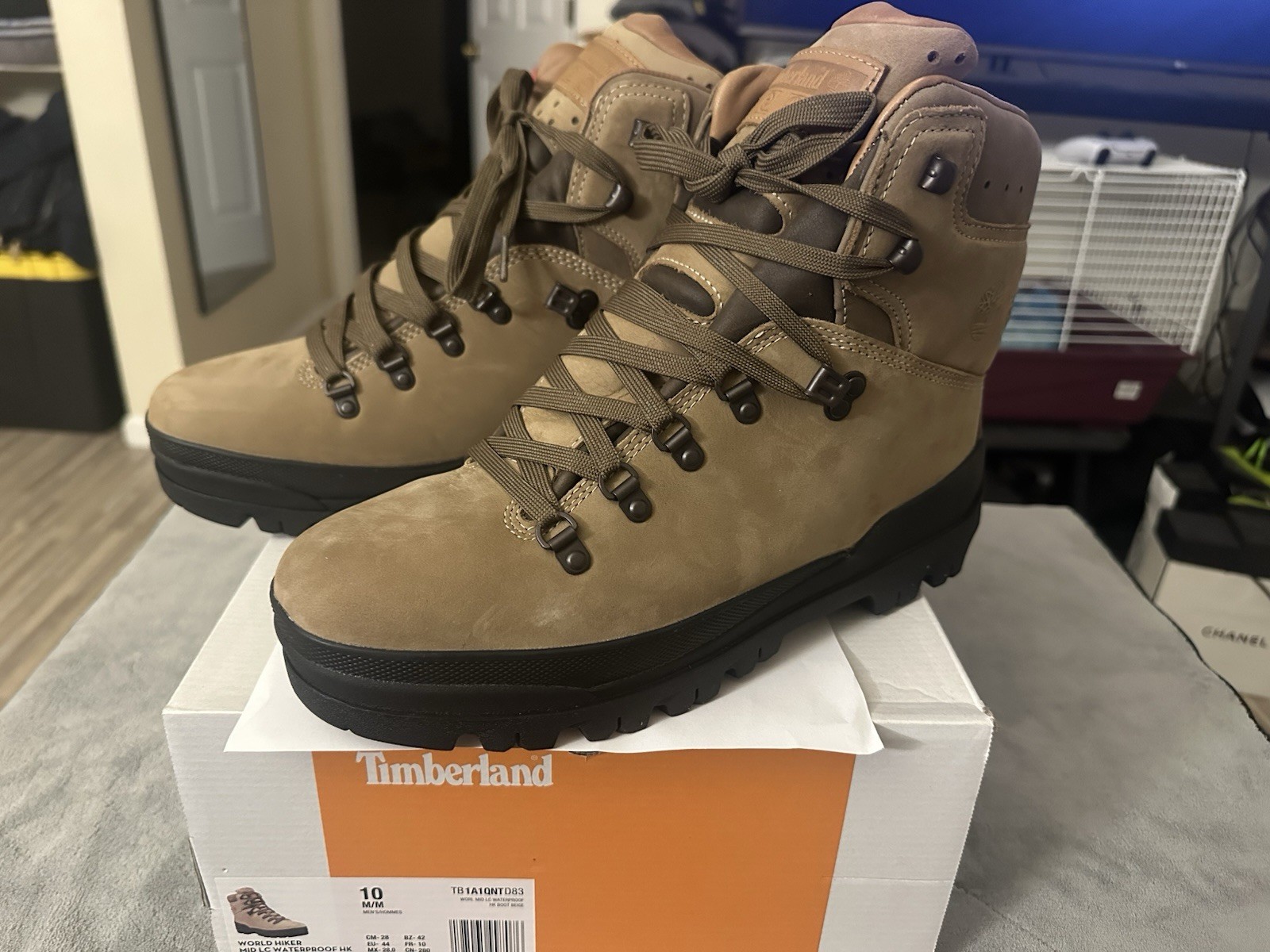 Timberland Worldhiker Boots Size 10 Deadstock Medium Biege Brown Timberland Worldhiker Boots Size 10 Deadstock Medium Biege Brown