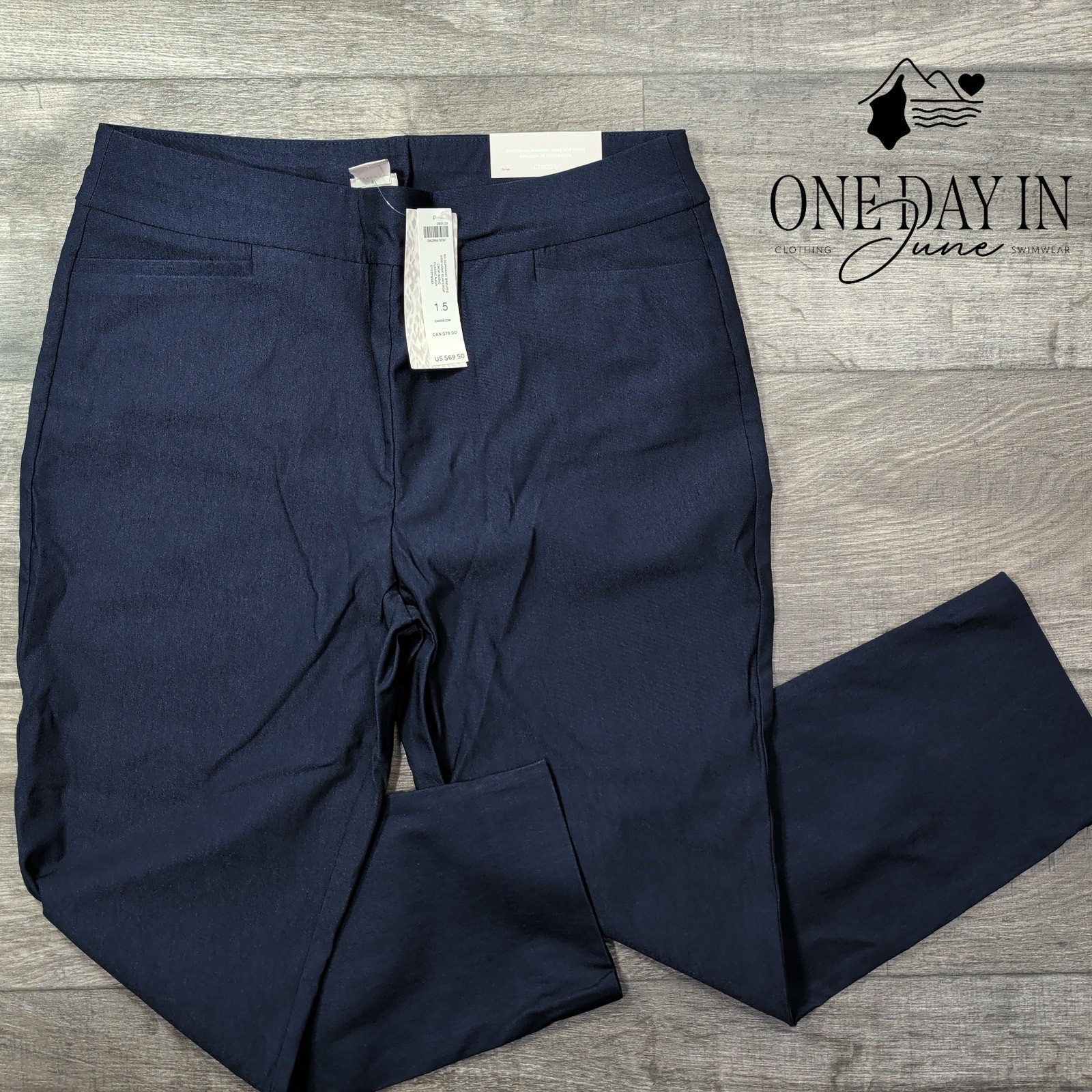 Chico\'s So Slimming Brigitte Slim Crop Pants Navy Blue Stretch NWT Size 10
