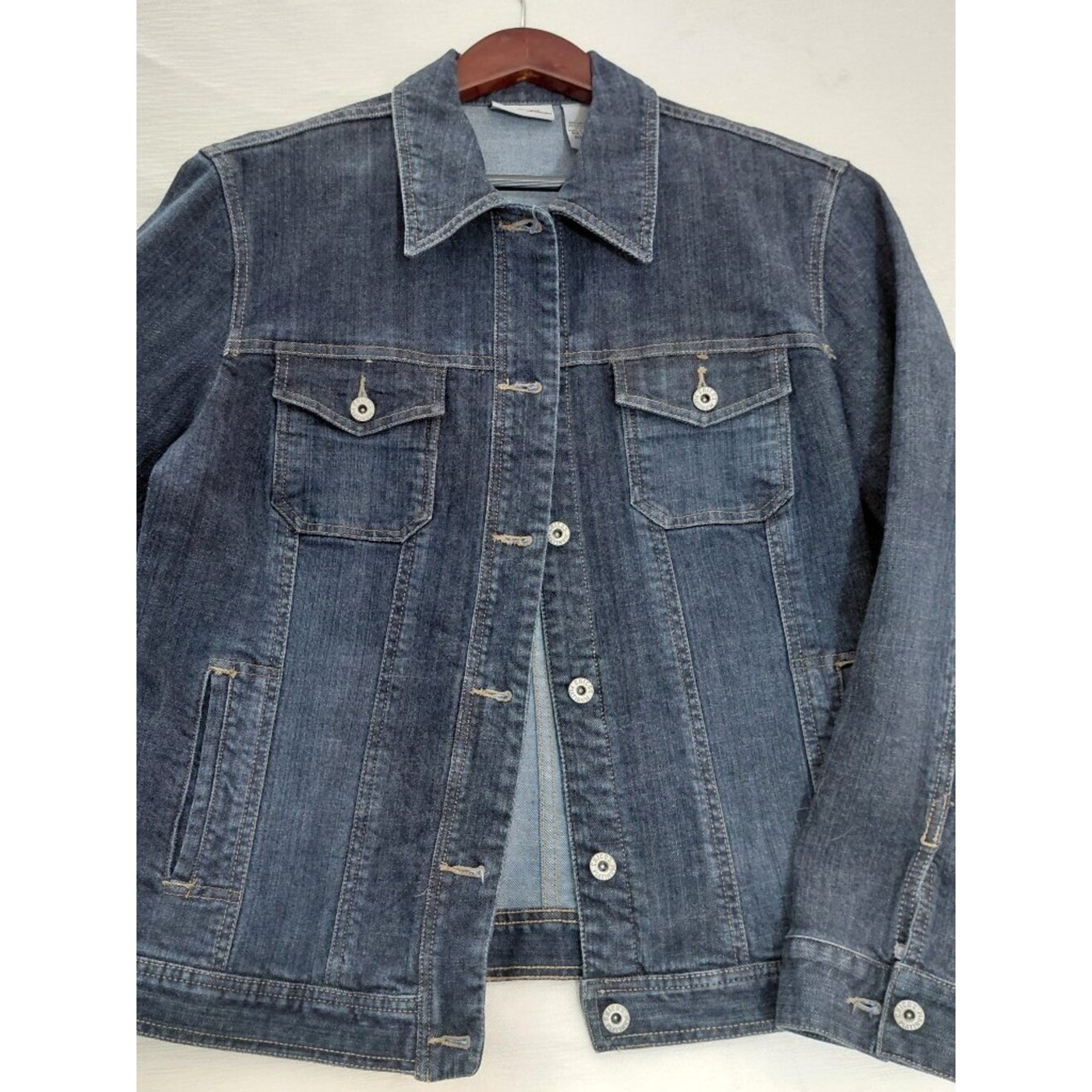 CHICO\'S Platinum Men\'s Denim Jacket – Blue Wash Button Front Utility Style