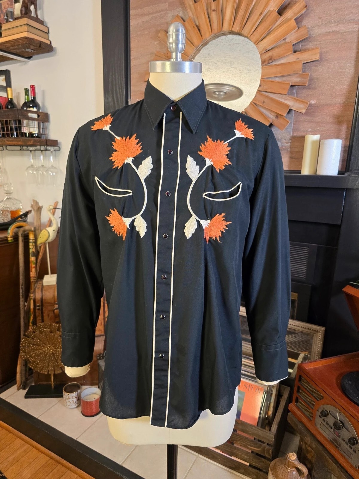 Vintage Chute #1 Western Pearl Snap Shirt Mens M Black Orange Floral Embroidered