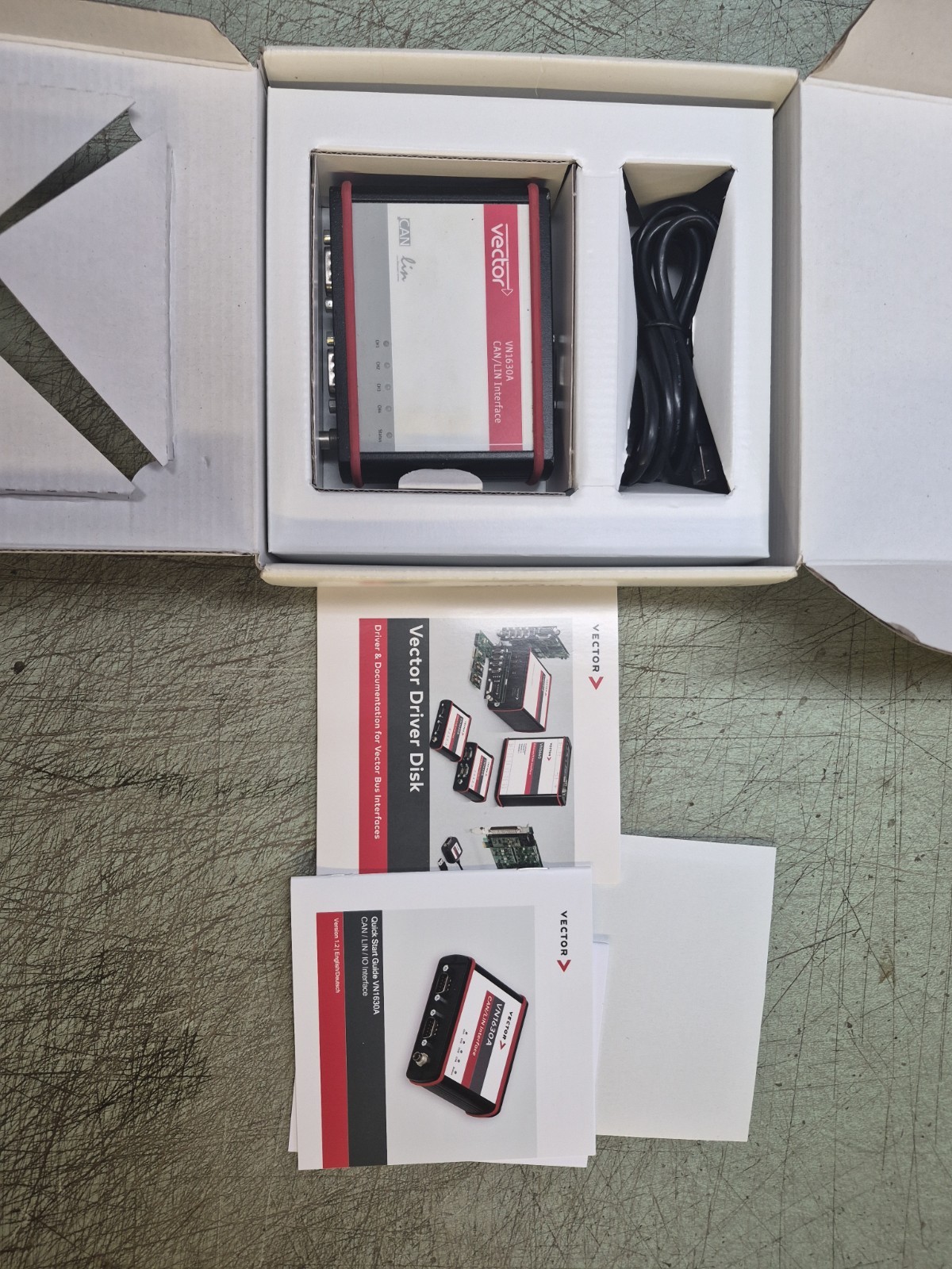 Vector VN1630A CAN/LIN Interface - Full Kit with Driver Disk and Manual