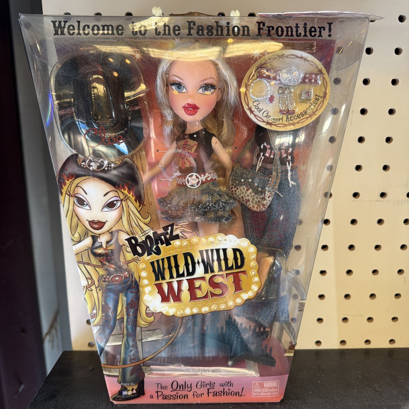 Bratz Wild Wild West Cloe Doll (2005) New in Box MGA Entertainment 1st Version Bratz Wild Wild West Cloe Doll (2005) New in Box MGA Entertainment 1st Version