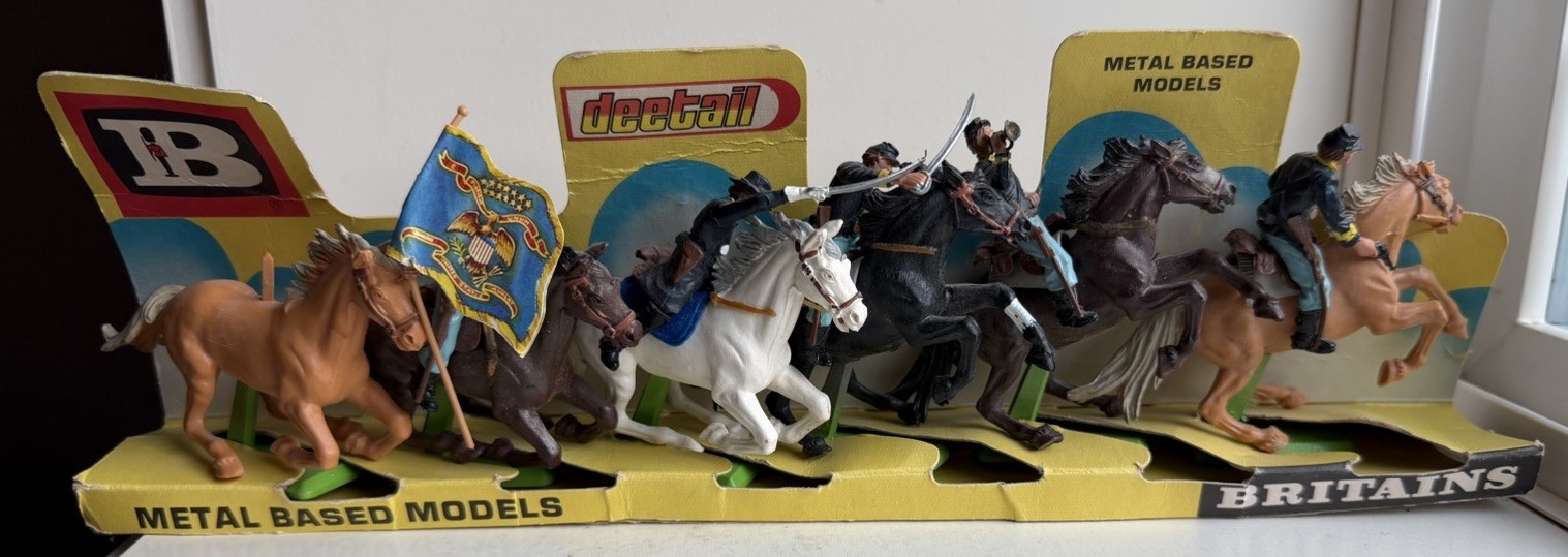 BRITAINS DEETAIL Seven 7th Cavalry Mounted Soldier Set of 6 on Sleeve RARE NEW BRITAINS DEETAIL Seven 7th Cavalry Mounted Soldier Set of 6 on Sleeve RARE NEW