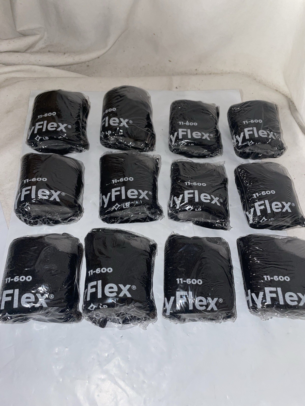 12 Pair Ansell HyFlex 11-600 Size 9 (Large) Gloves Vending Machine Packaging