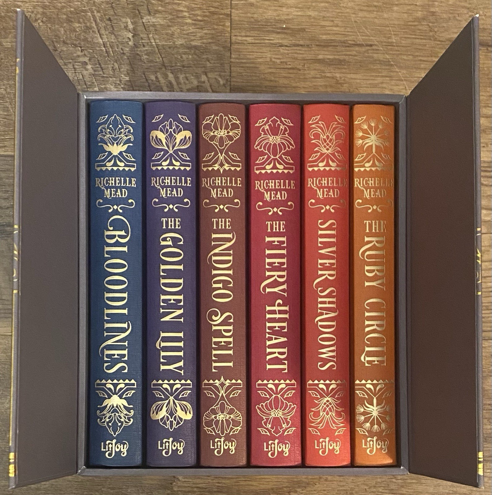Bloodlines Series Richelle Mead Litjoy Hardcover Set