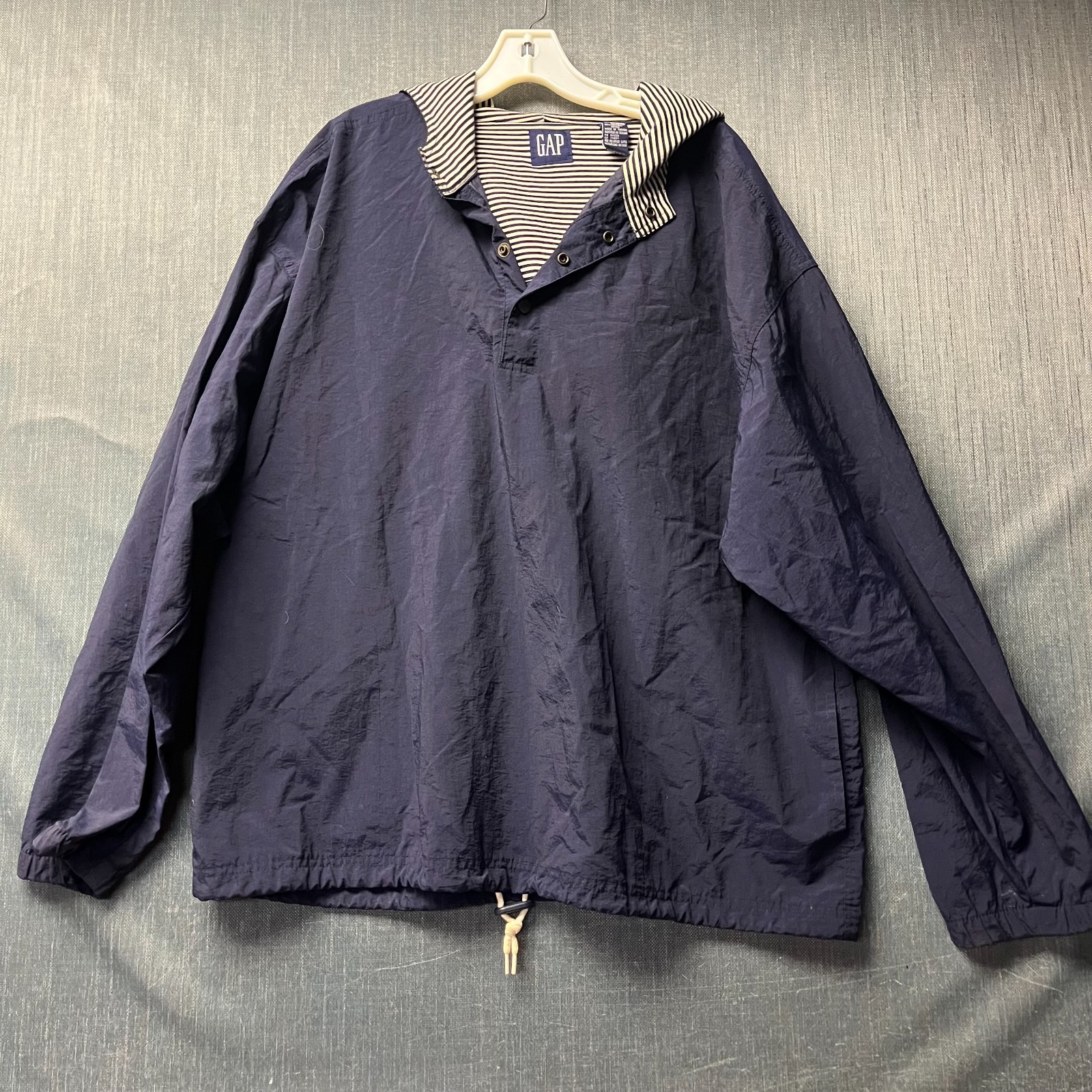 GAP Men\'s Anorak Jacket Size XL Blue Windbreaker Pullover Long Sleeve Hooded GAP Men\'s Anorak Jacket Size XL Blue Windbreaker Pullover Long Sleeve Hooded