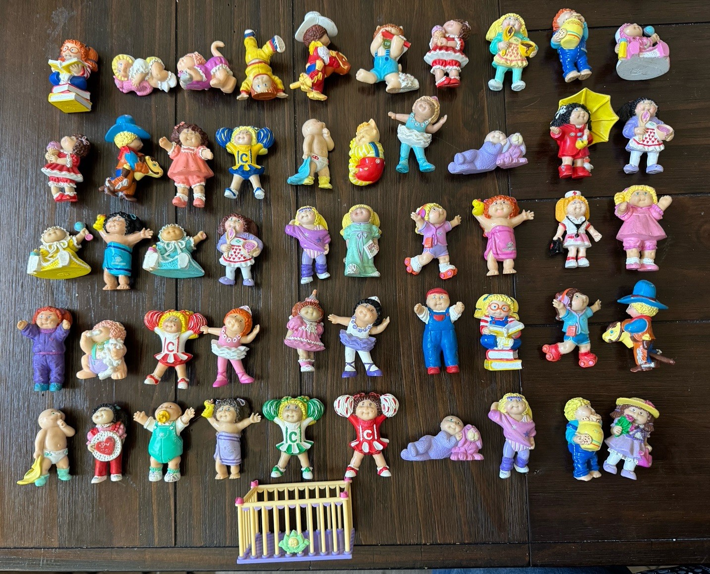VINTAGE CABBAGE PATCH KIDS PVC MINI FIGURES LOT 50 pcs 1984 PANOSH PLACE